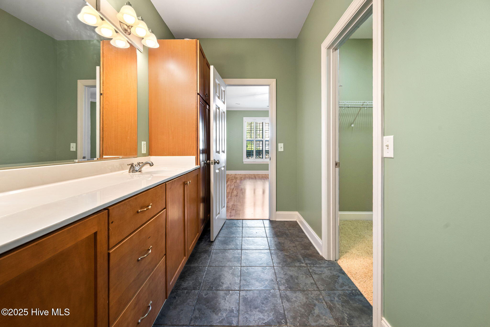 773 Creekway Circle SE