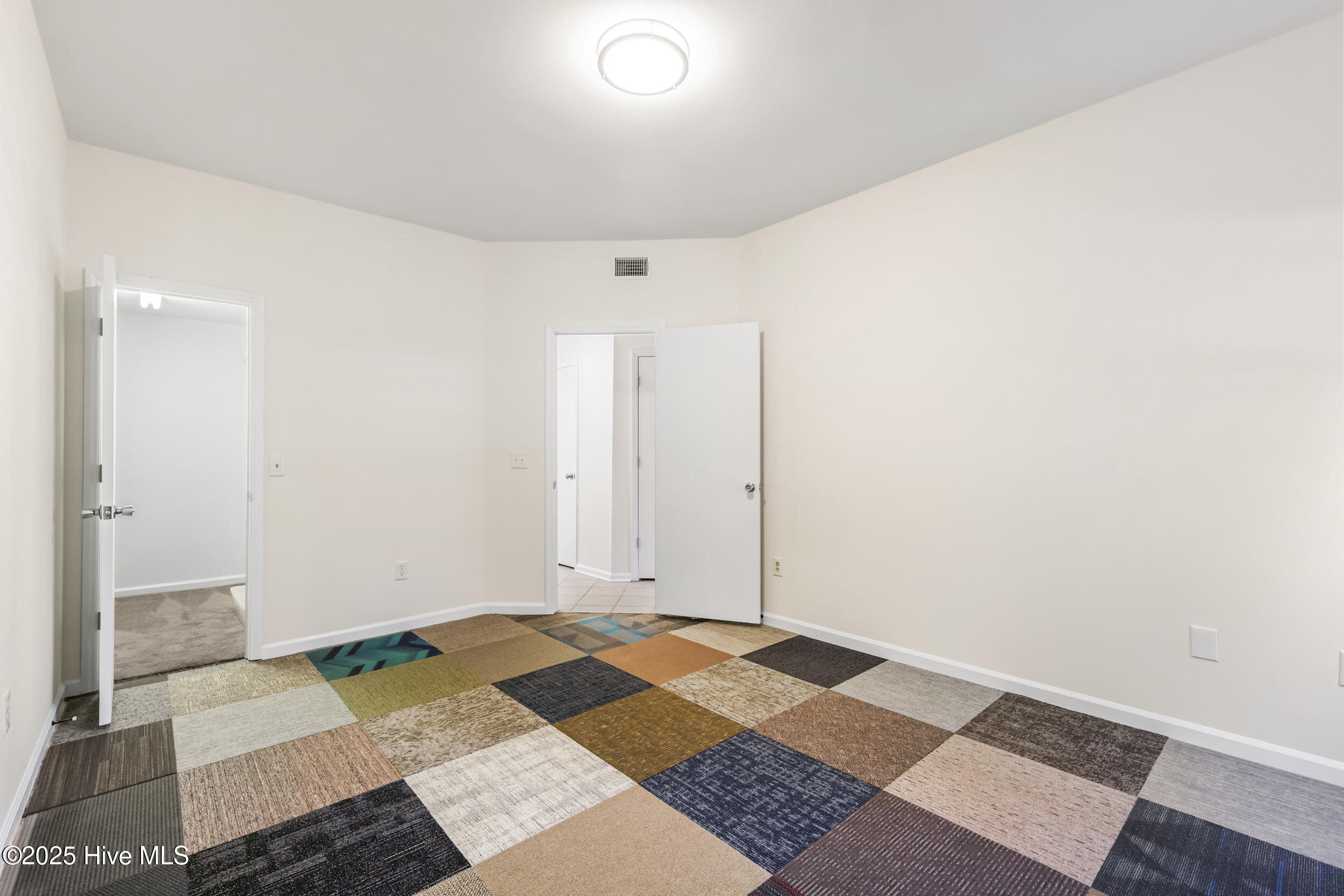 4220 Wilshire Boulevard, 104-C, Wilmington Unit: 104-C