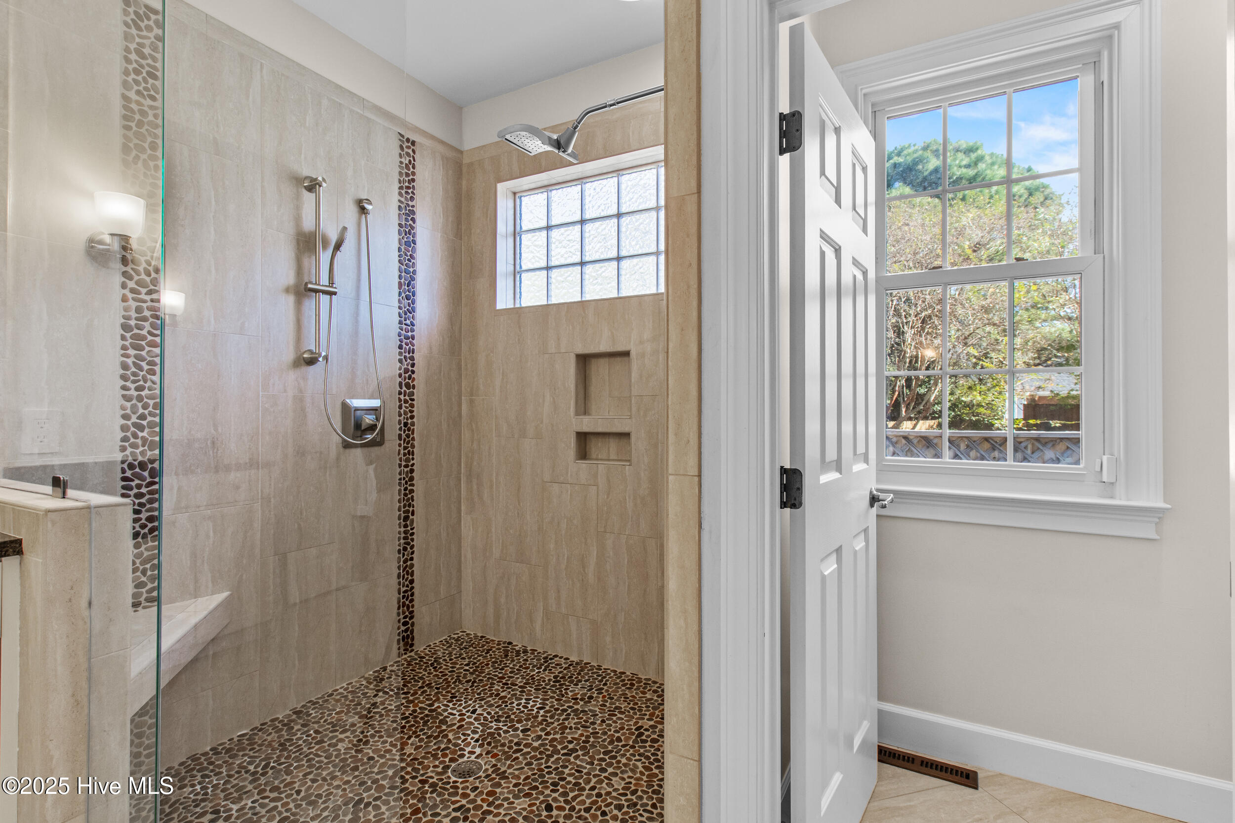 3513 Saint Francis Drive