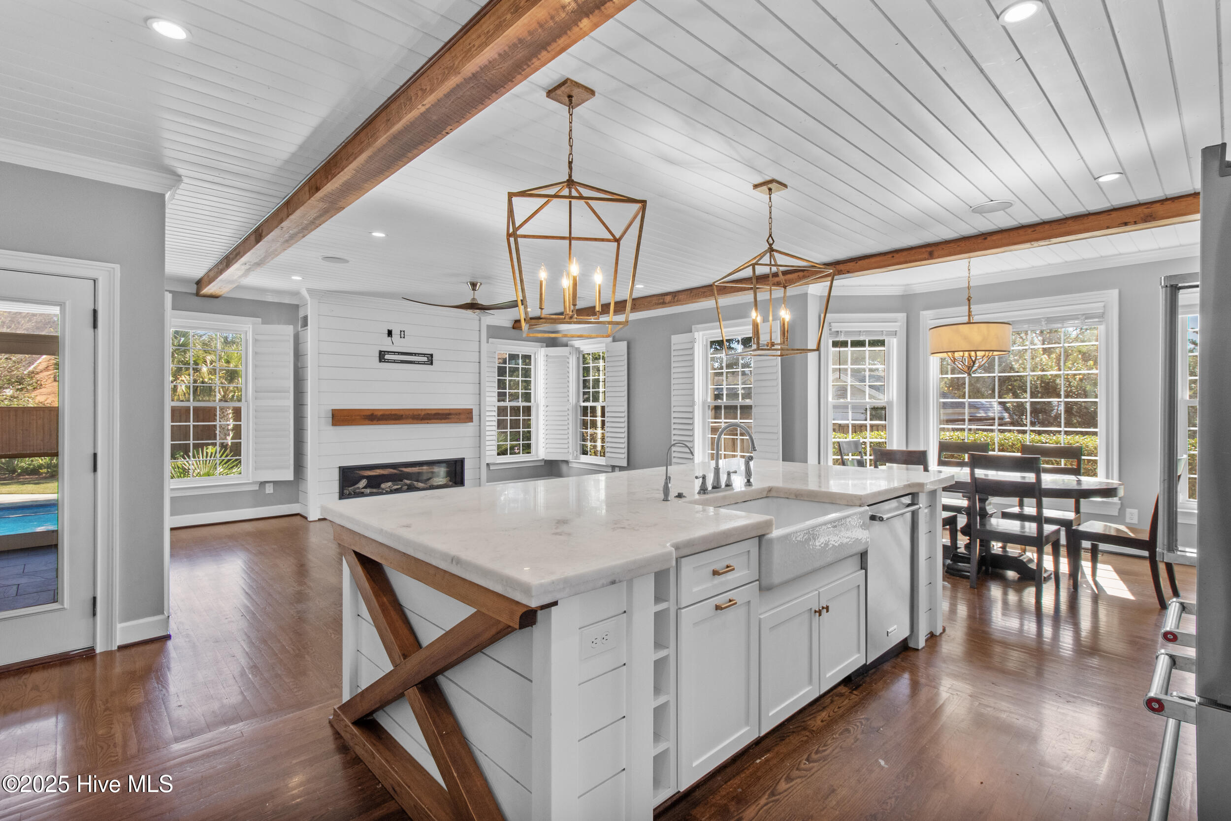 3513 Saint Francis Drive