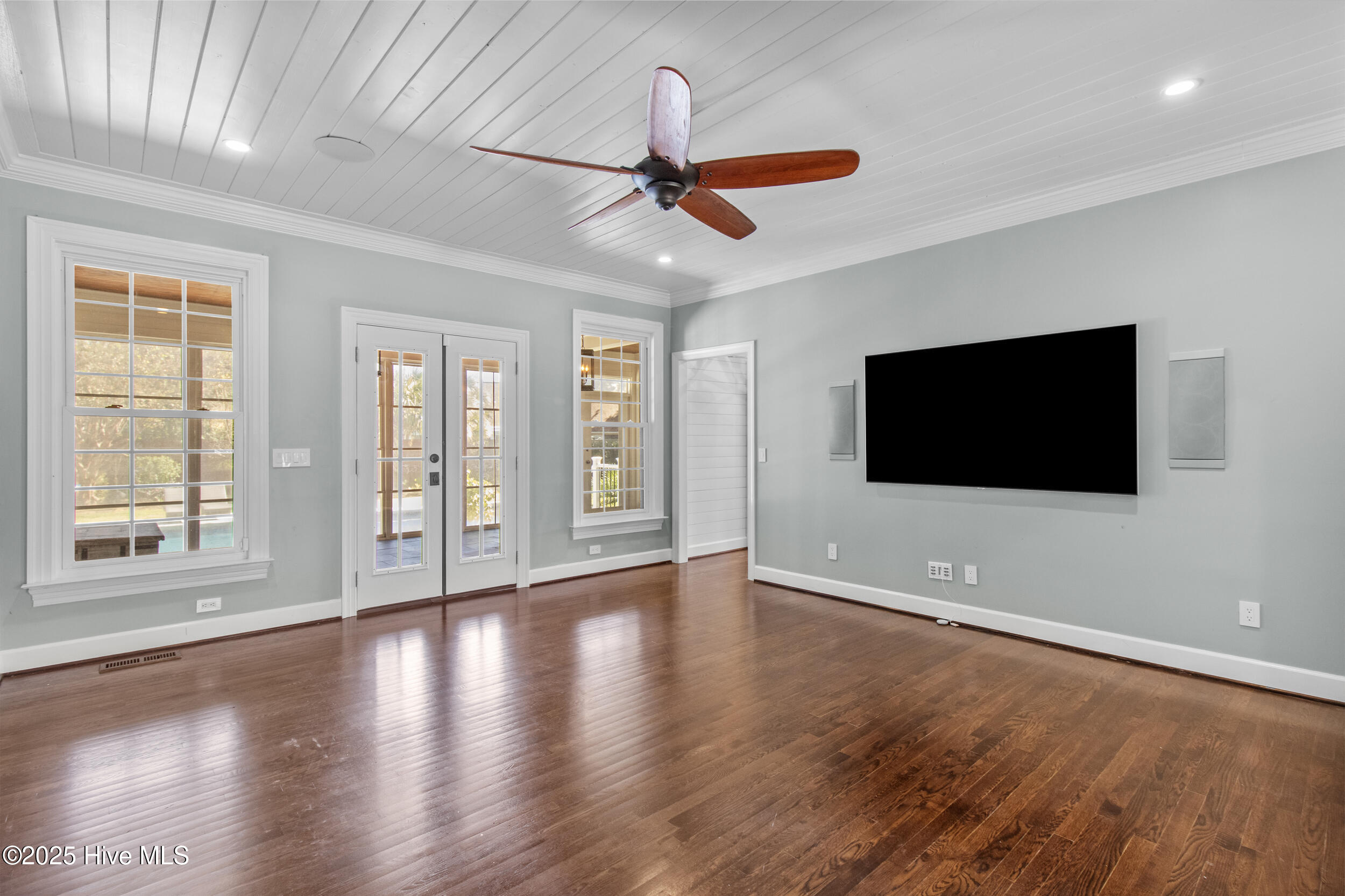 3513 Saint Francis Drive