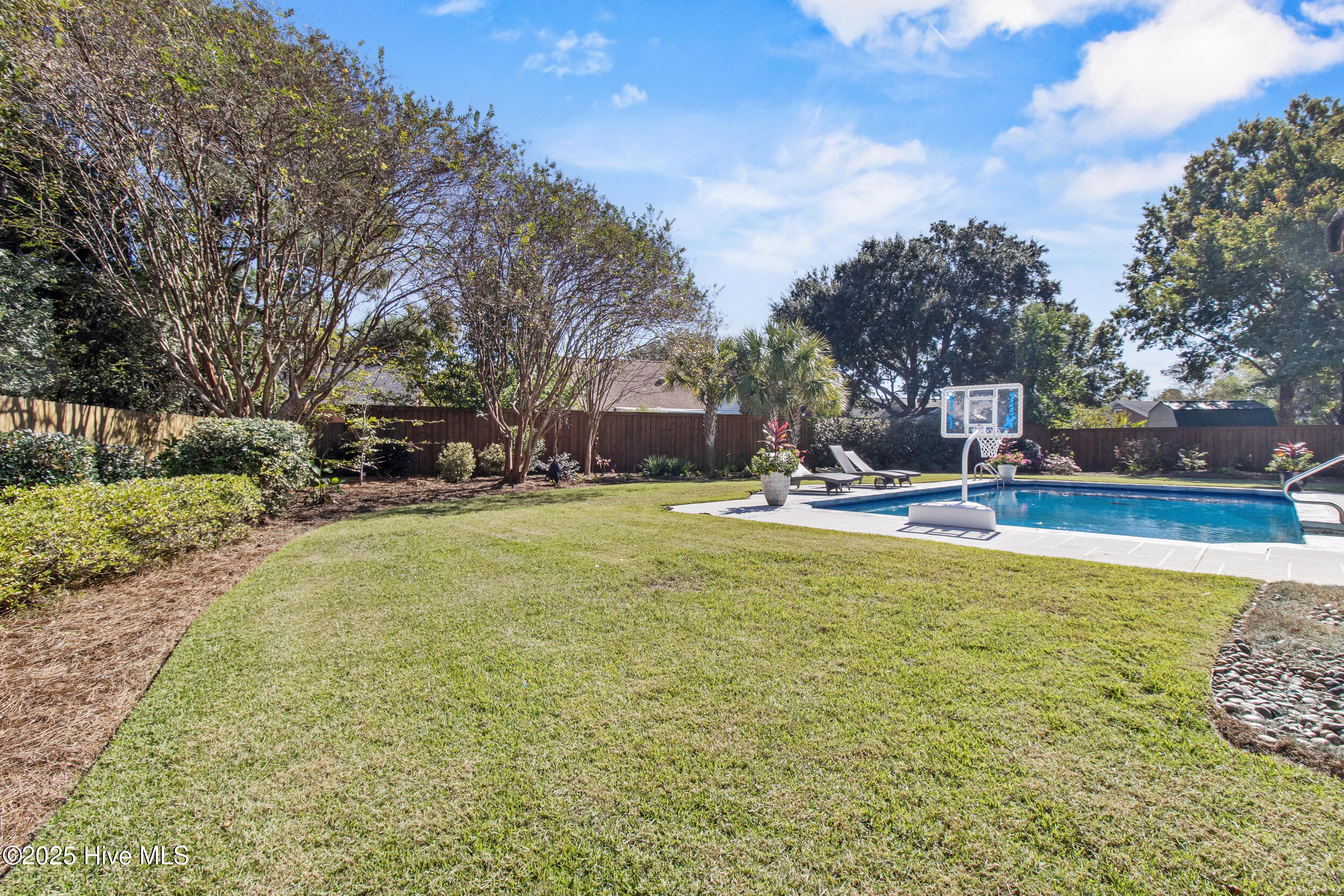 3513 Saint Francis Drive