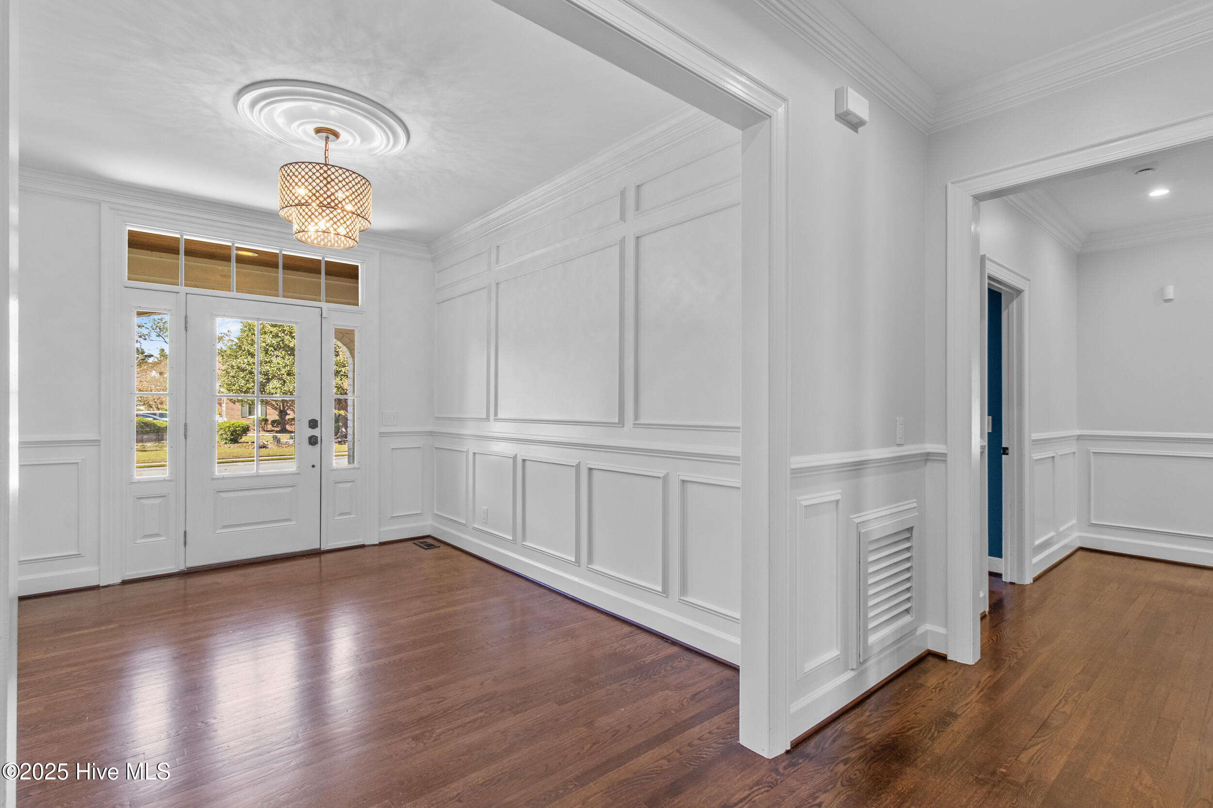 3513 Saint Francis Drive