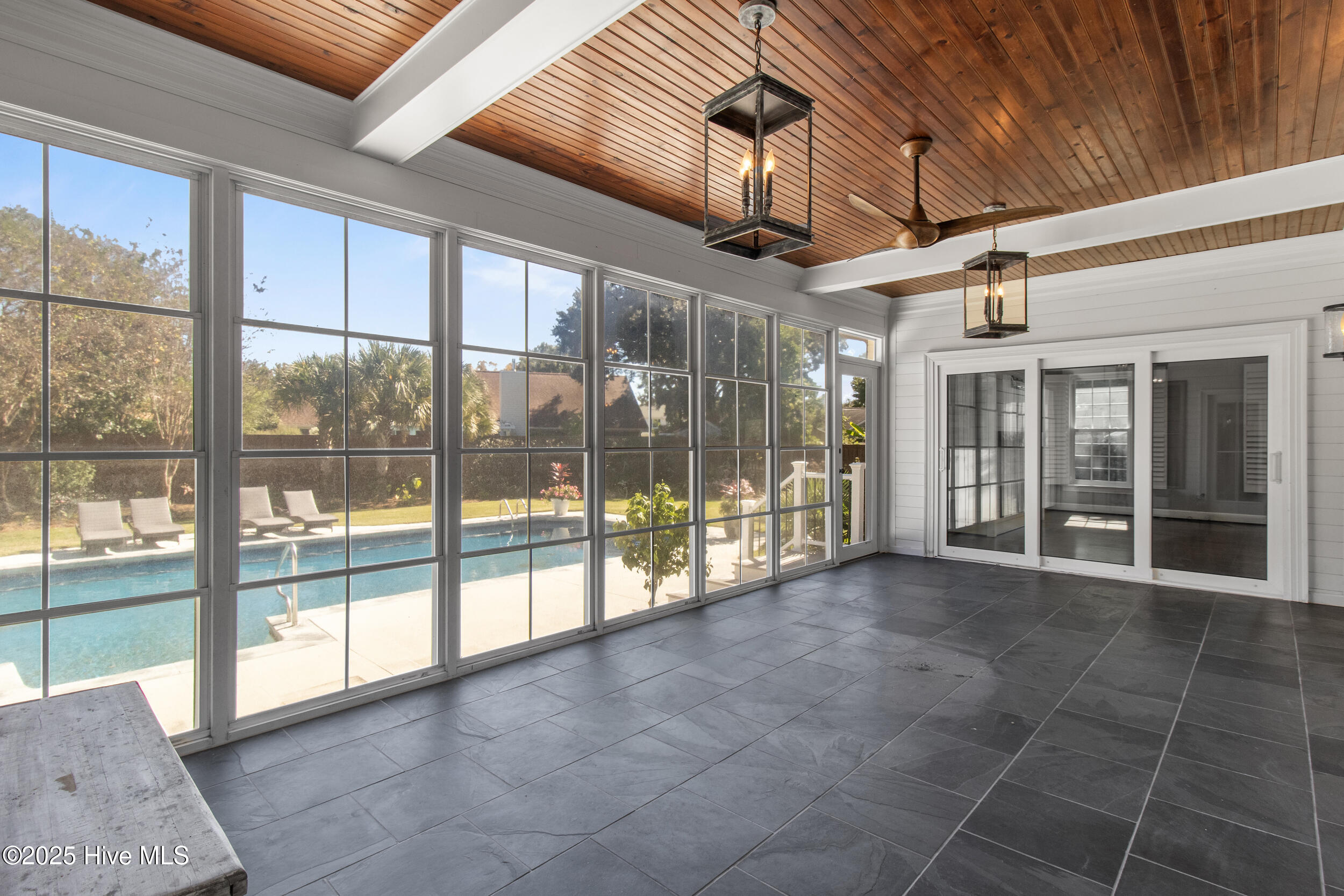 3513 Saint Francis Drive