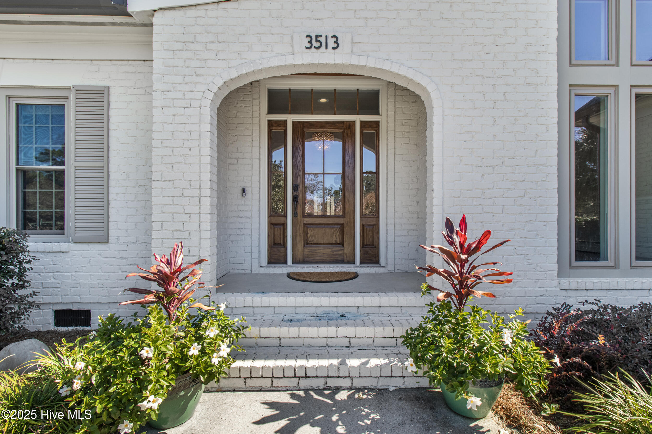 3513 Saint Francis Drive