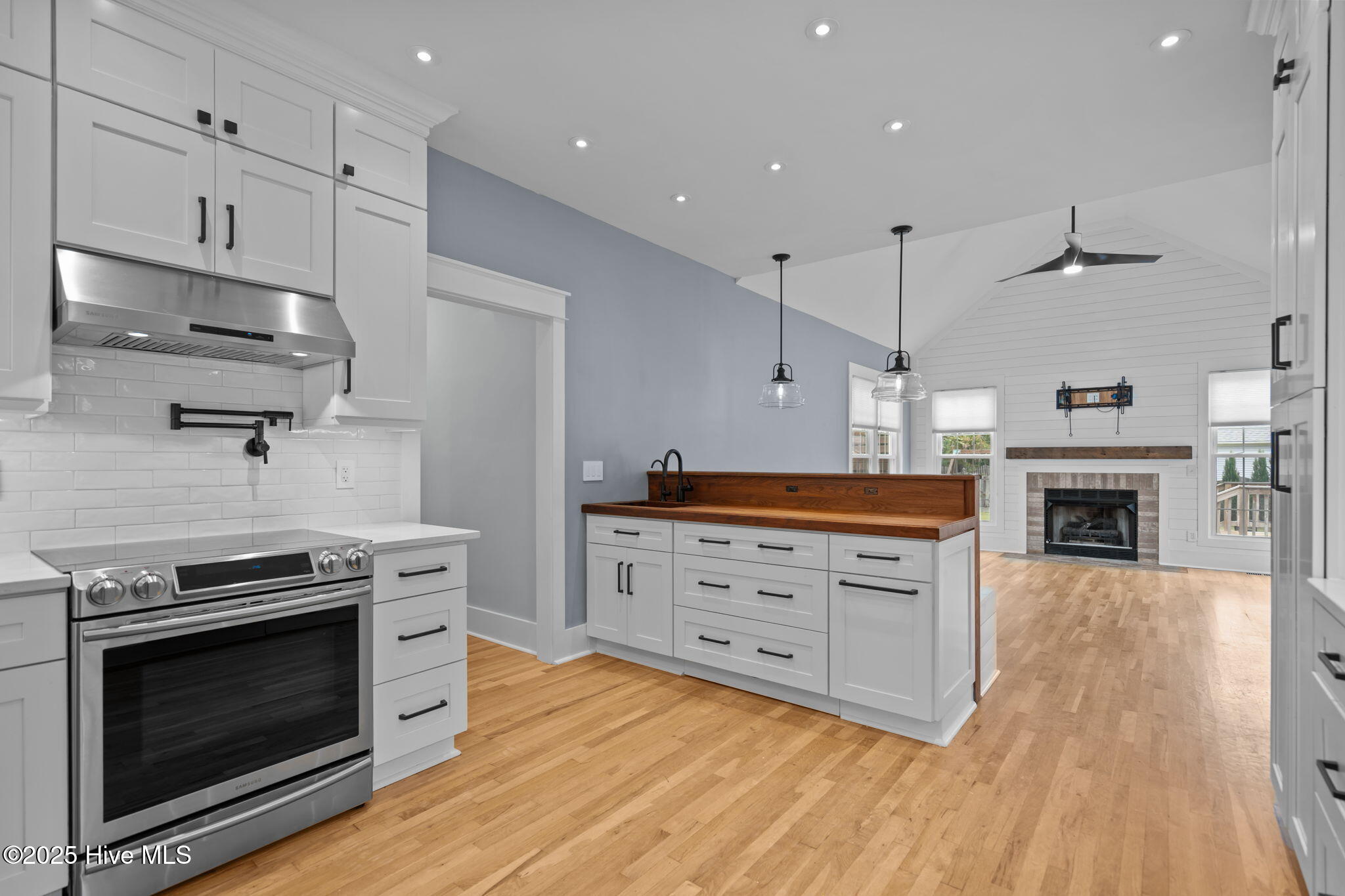 221 Windsong Road