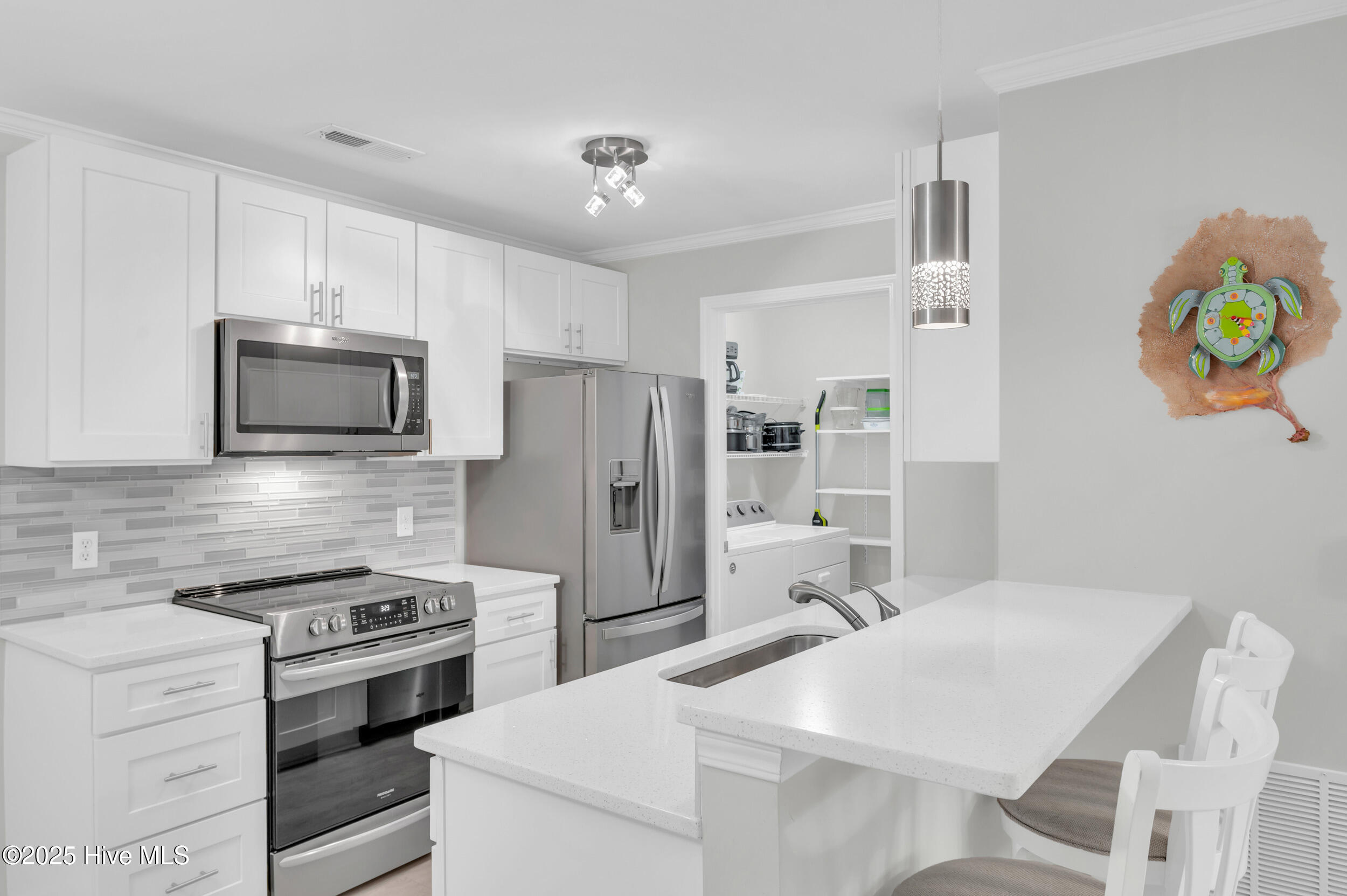 4421 Jay Bird Circle, Unit 106