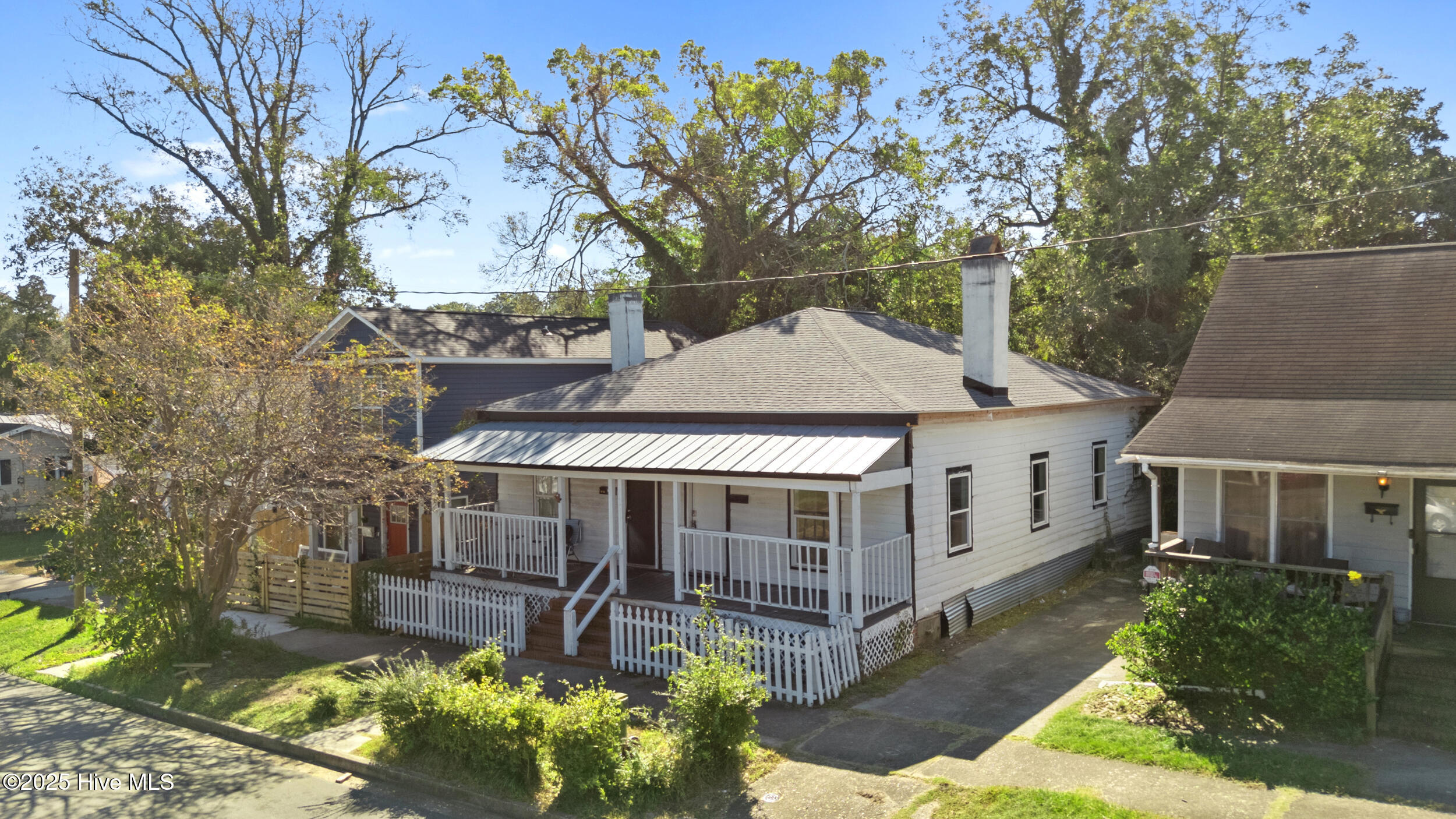 818 Hanover Street