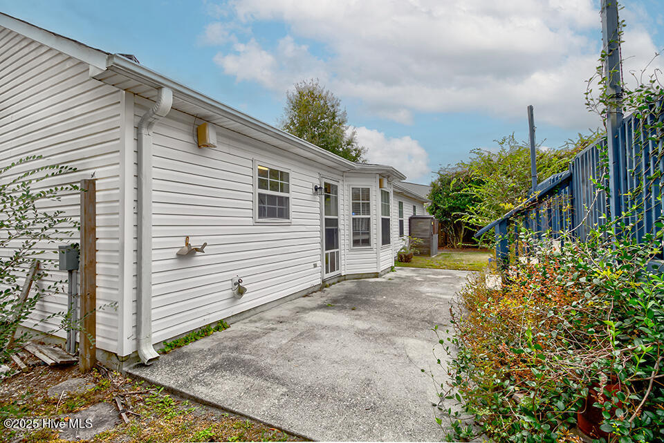 7311 Wolfhound Court