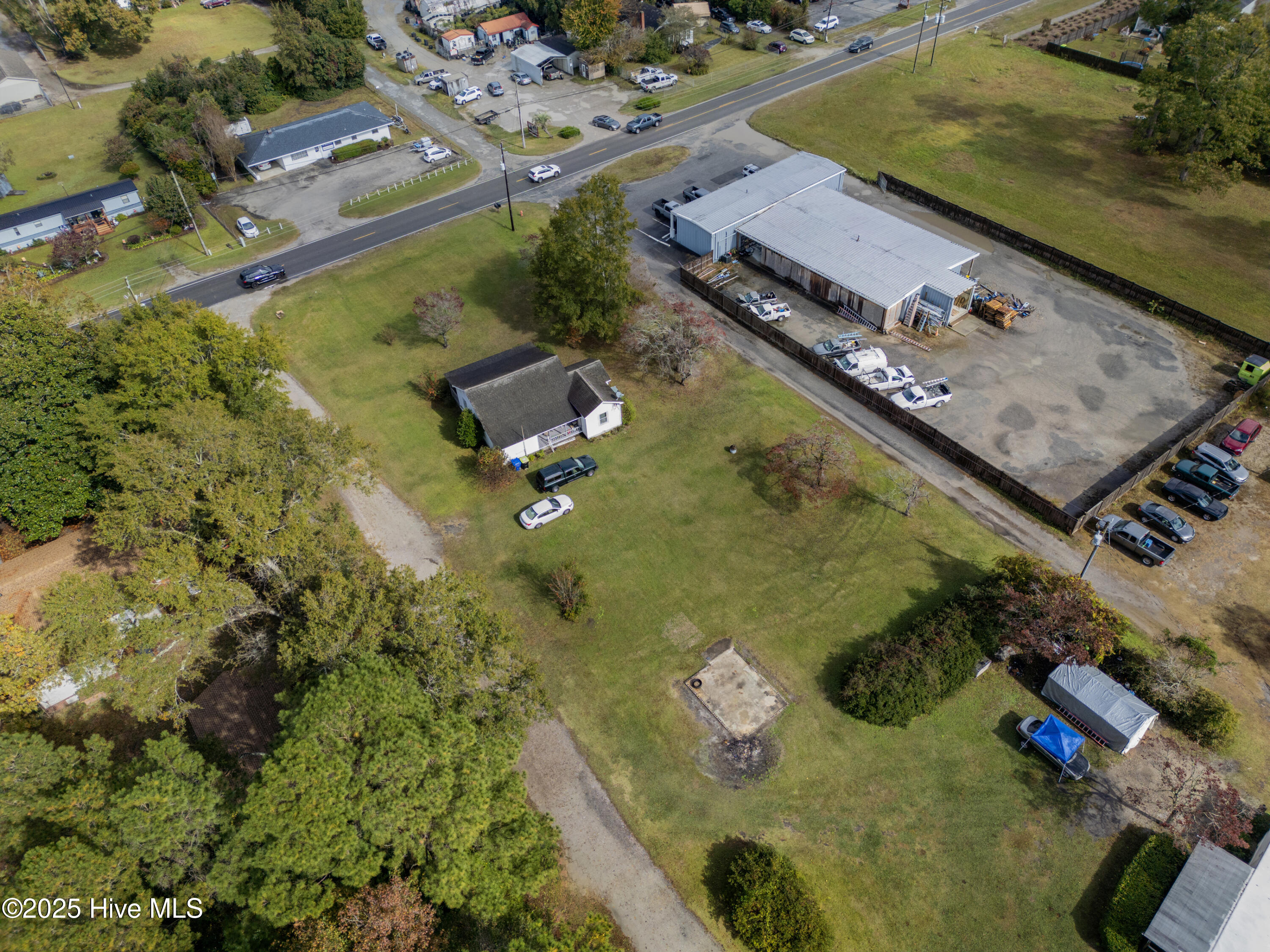857 Village Road NE