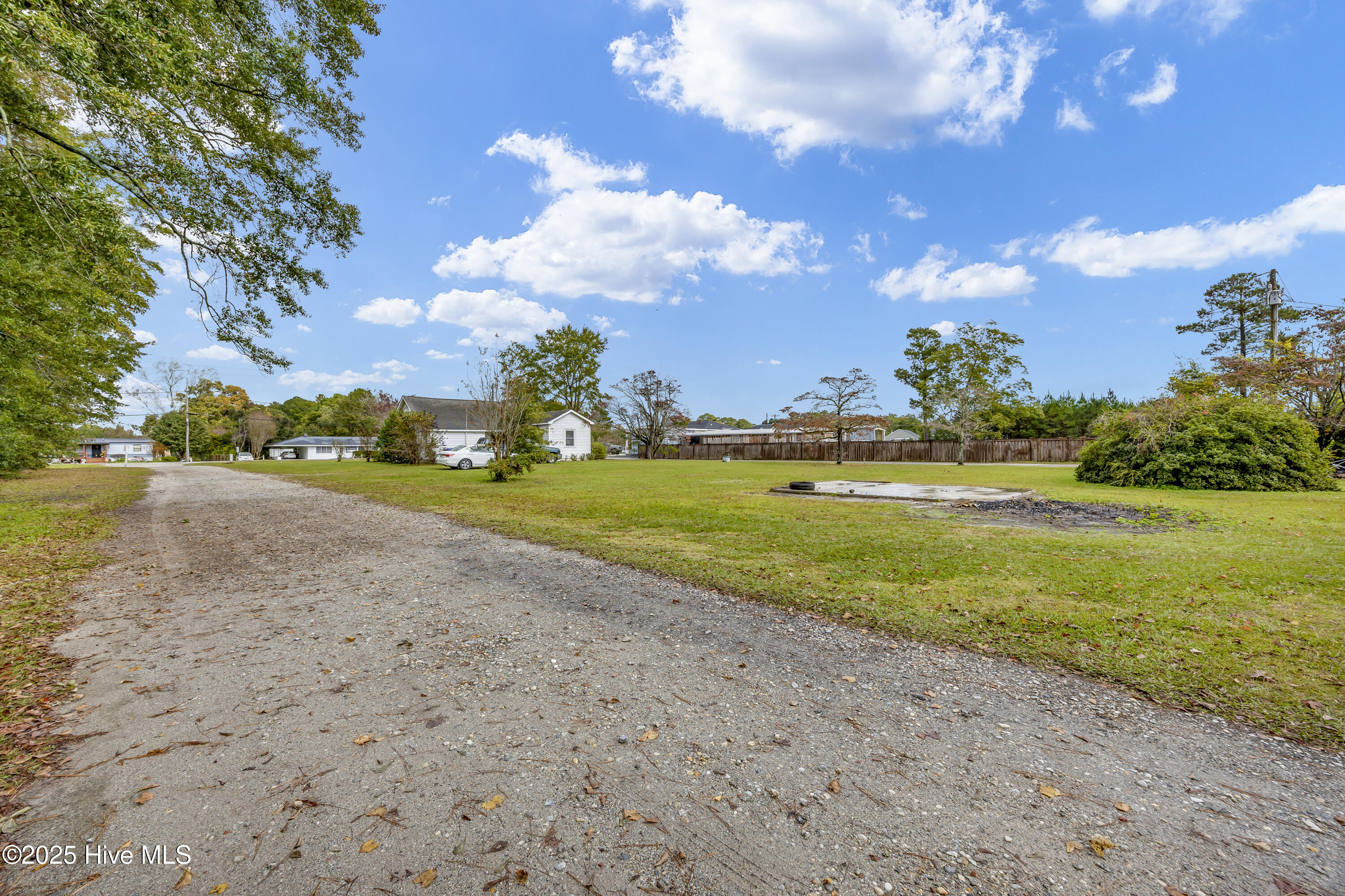 857 Village Road NE