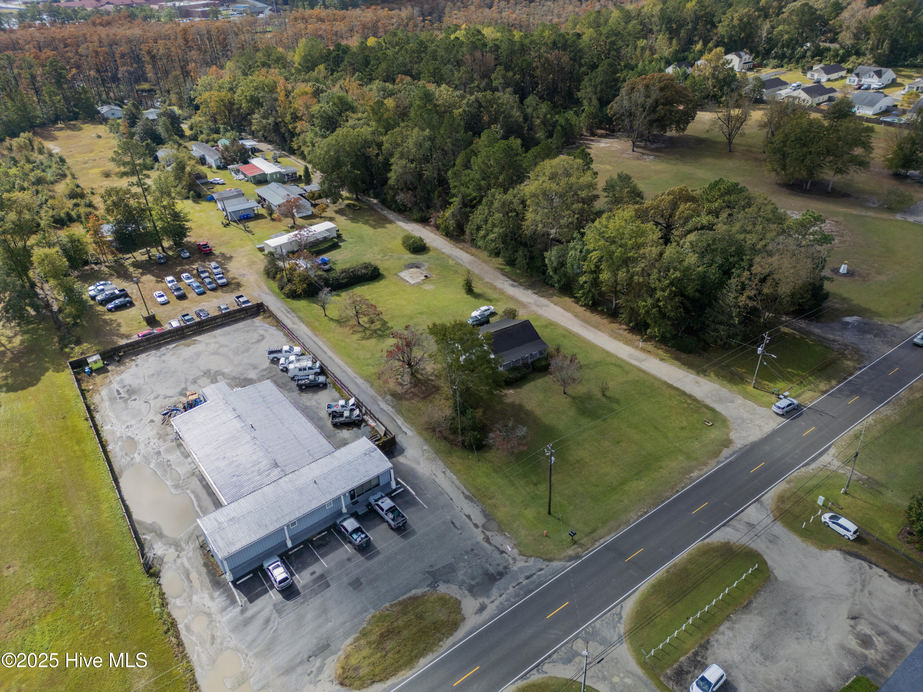 857 Village Road NE
