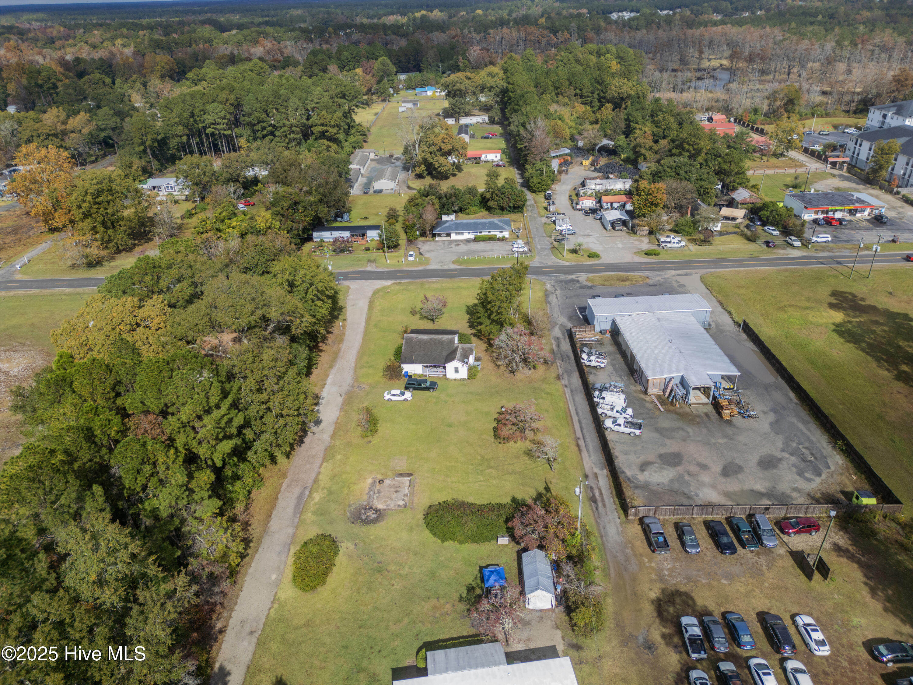 857 Village Road NE