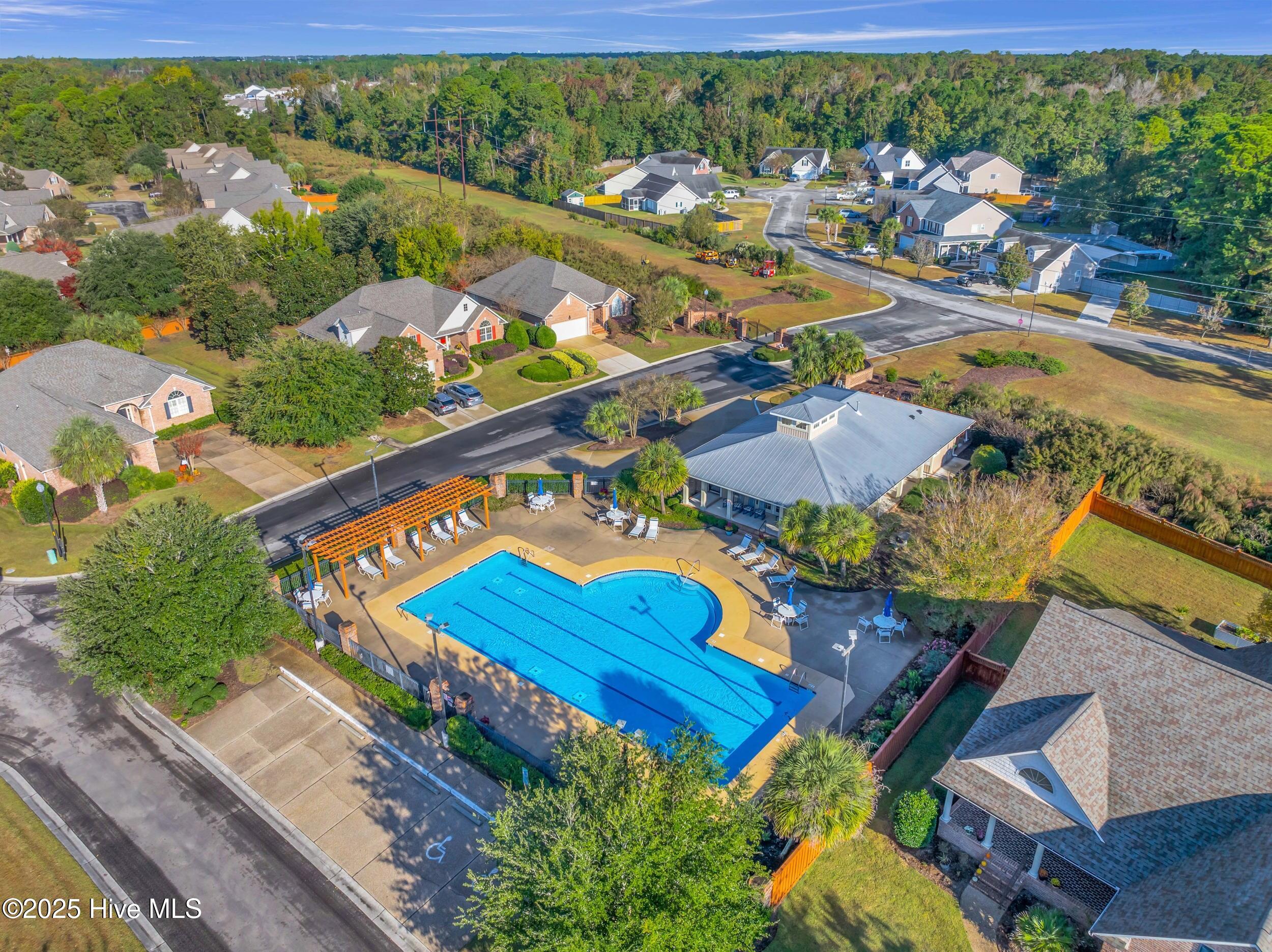 6105 Northshore Drive