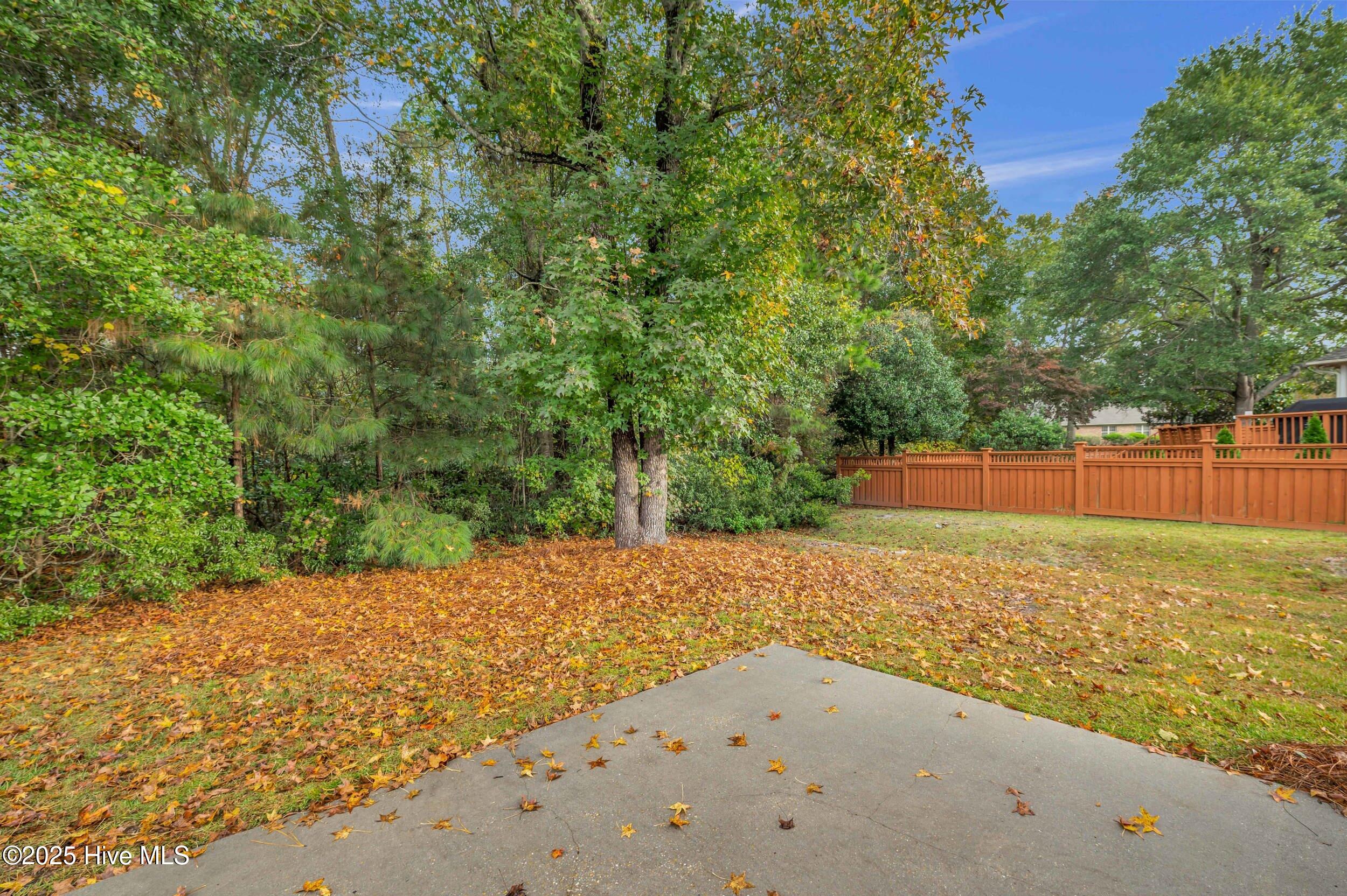 6105 Northshore Drive