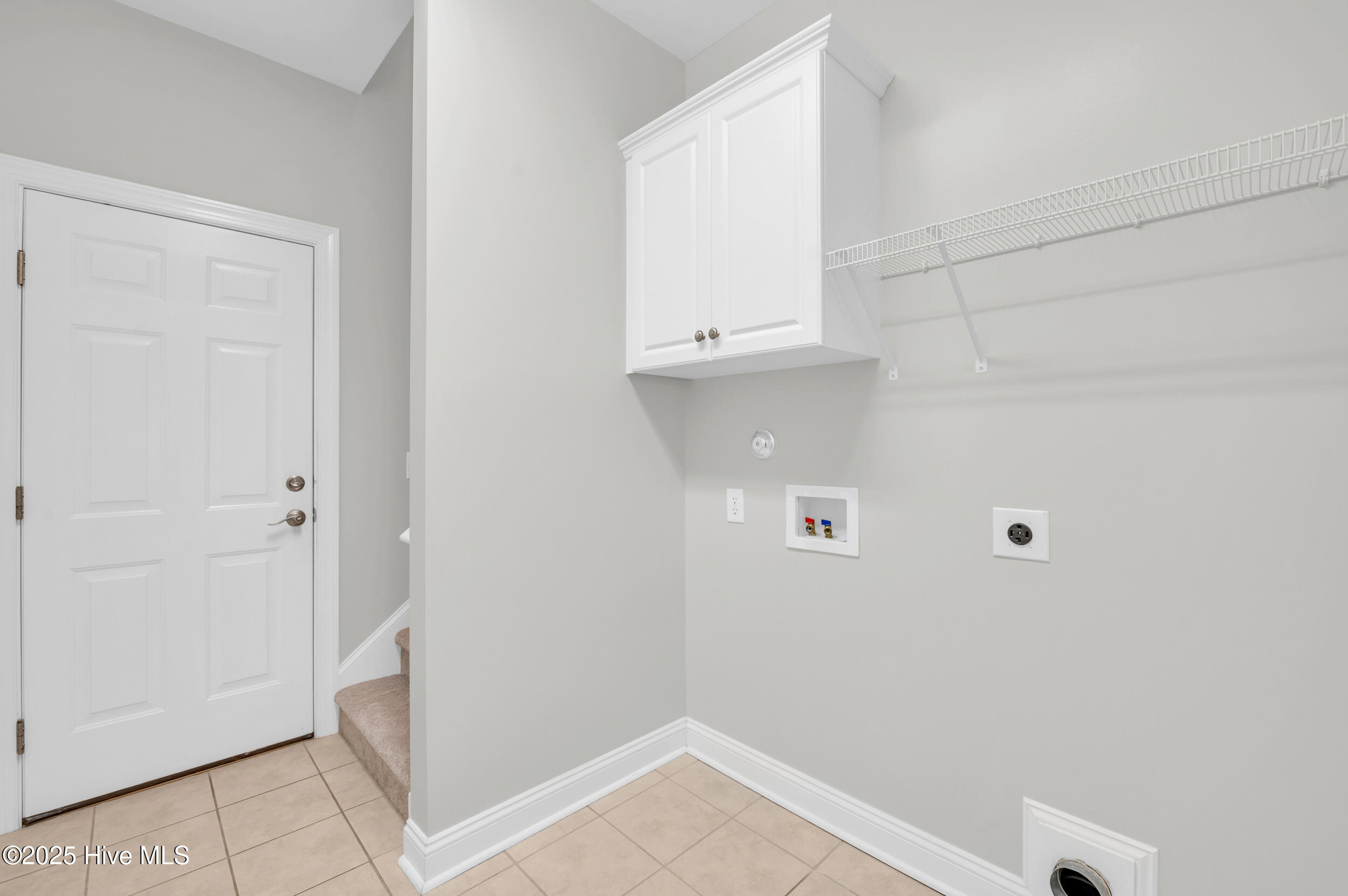 6105 Northshore Drive