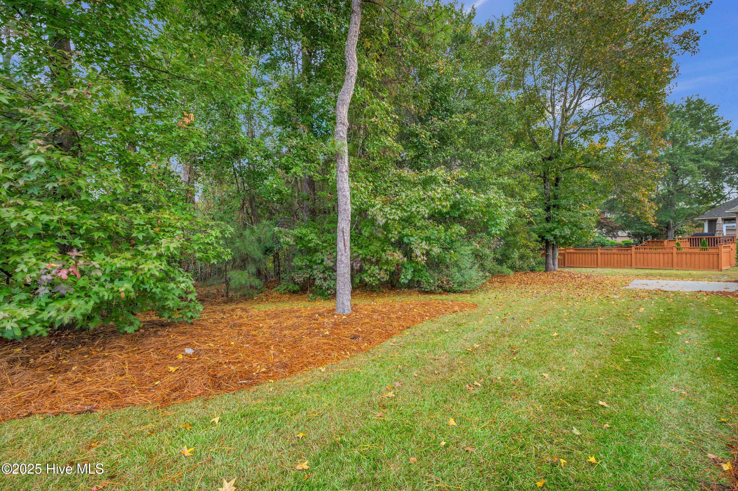 6105 Northshore Drive