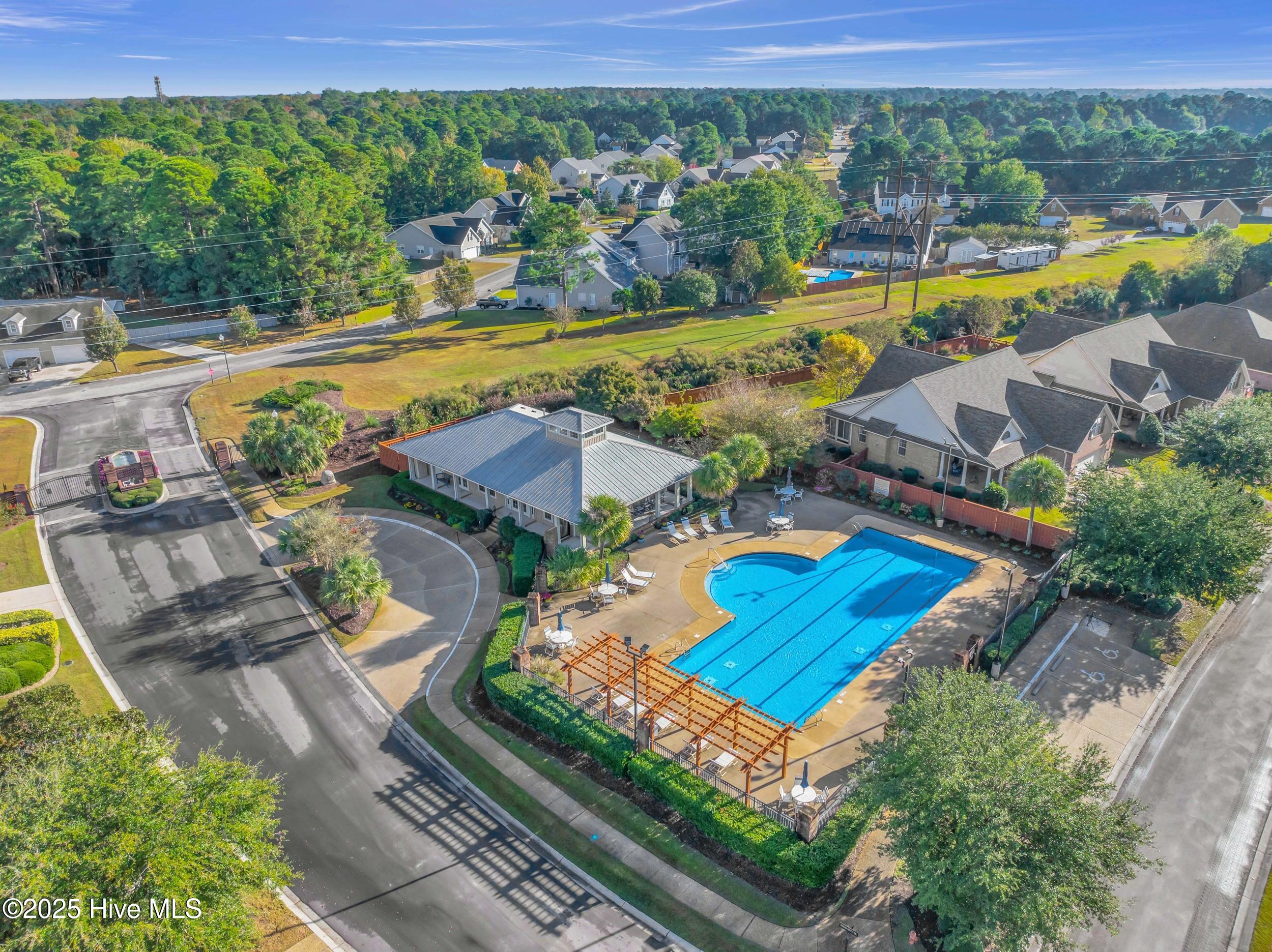 6105 Northshore Drive