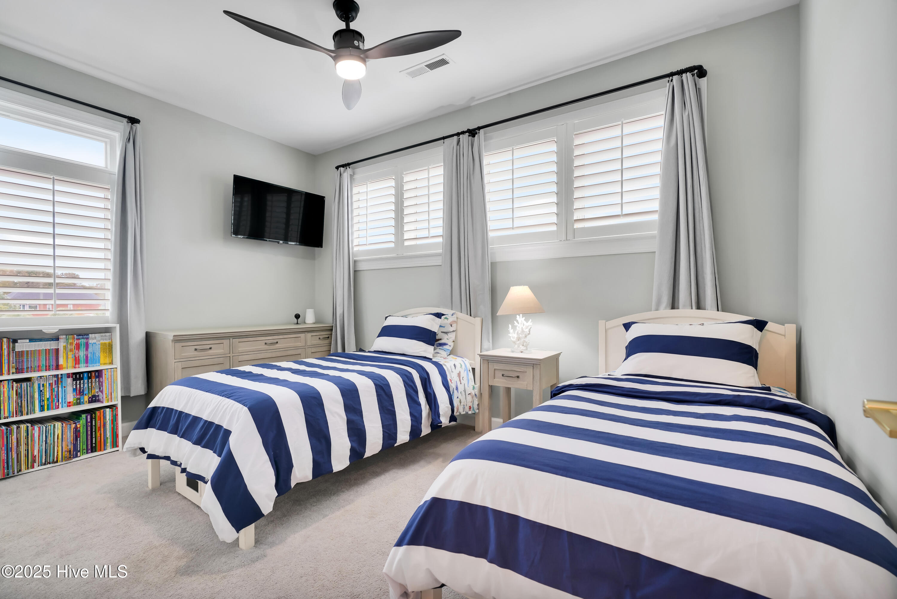 120 Inlet Point Drive