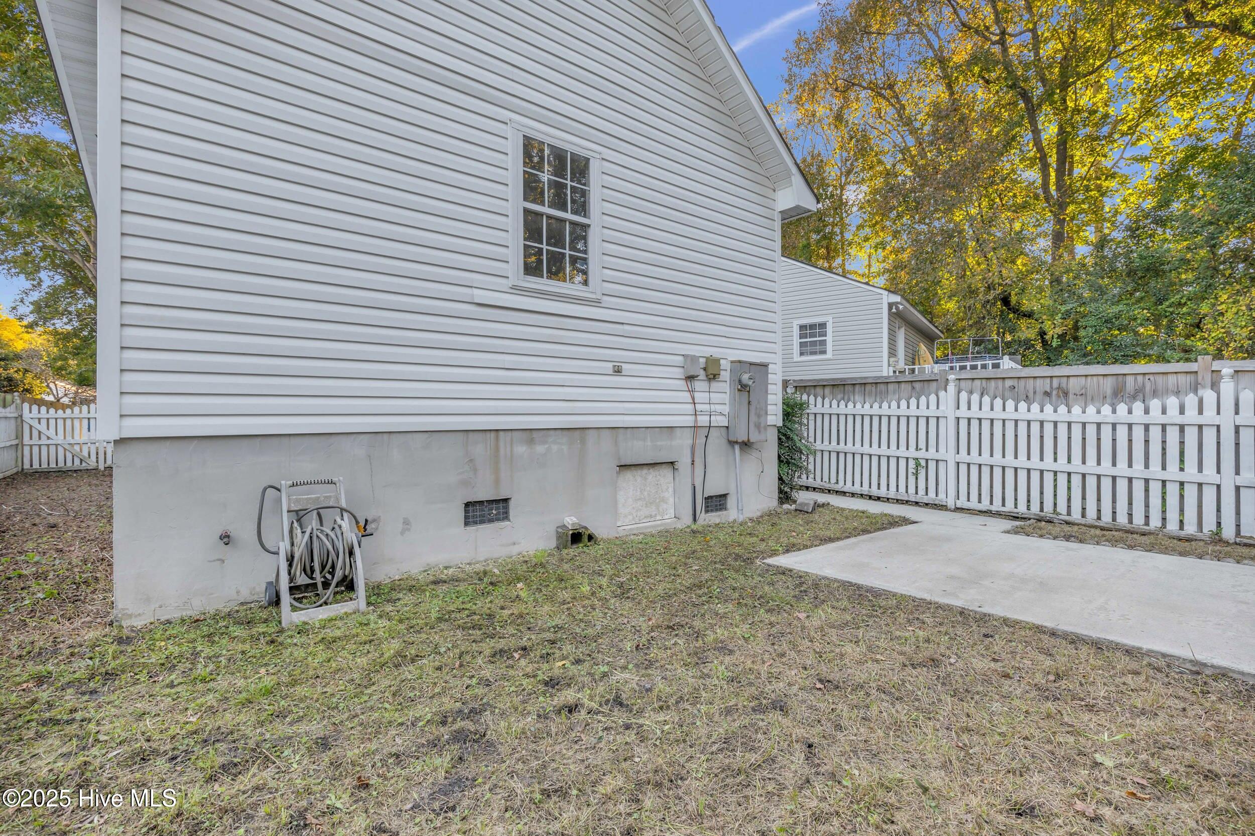 4102 Fraternity Court