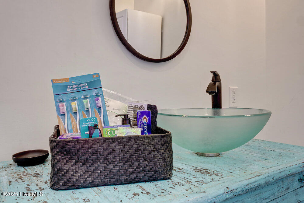 7503 Anaca Point Road