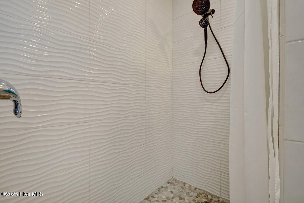 7503 Anaca Point Road