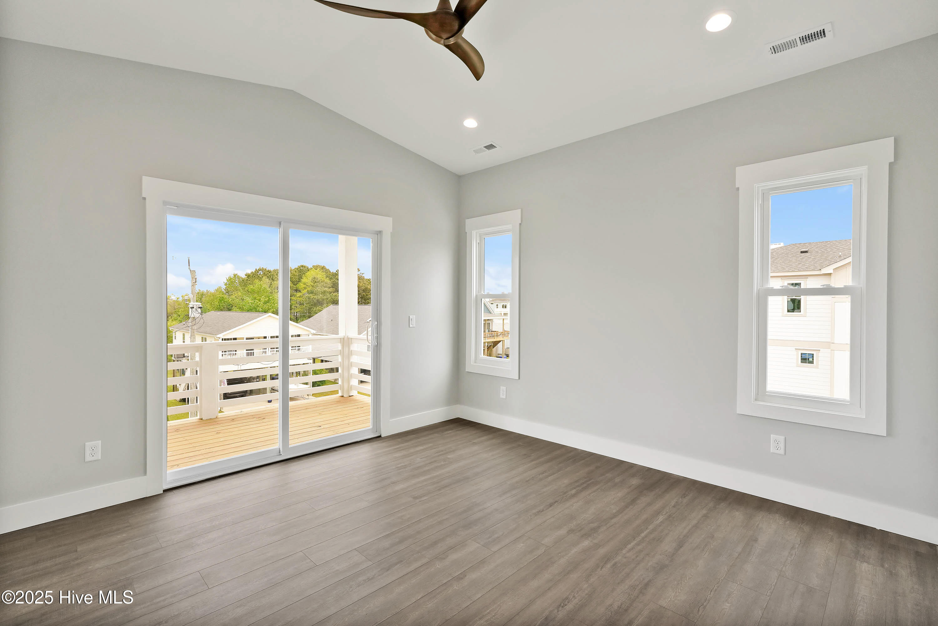 213 Spartanburg Avenue, 2