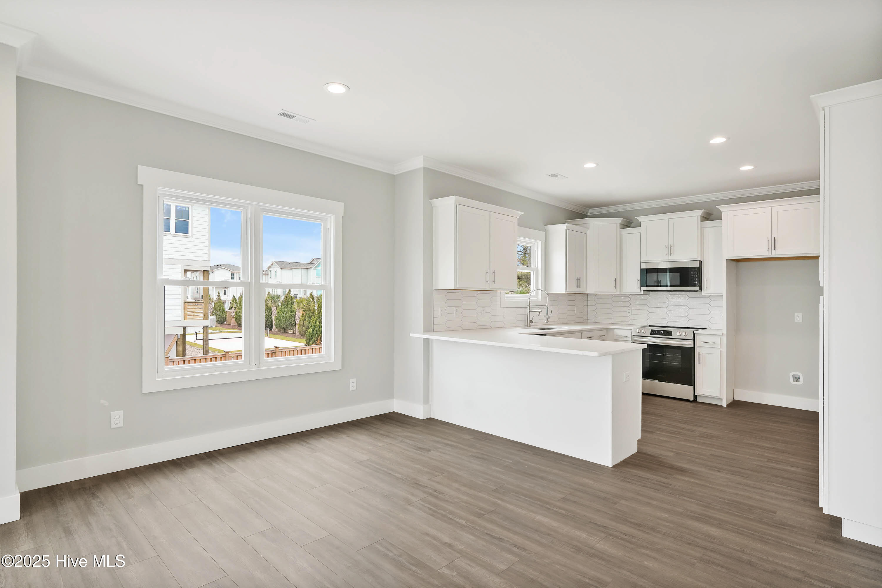 213 Spartanburg Avenue, 2