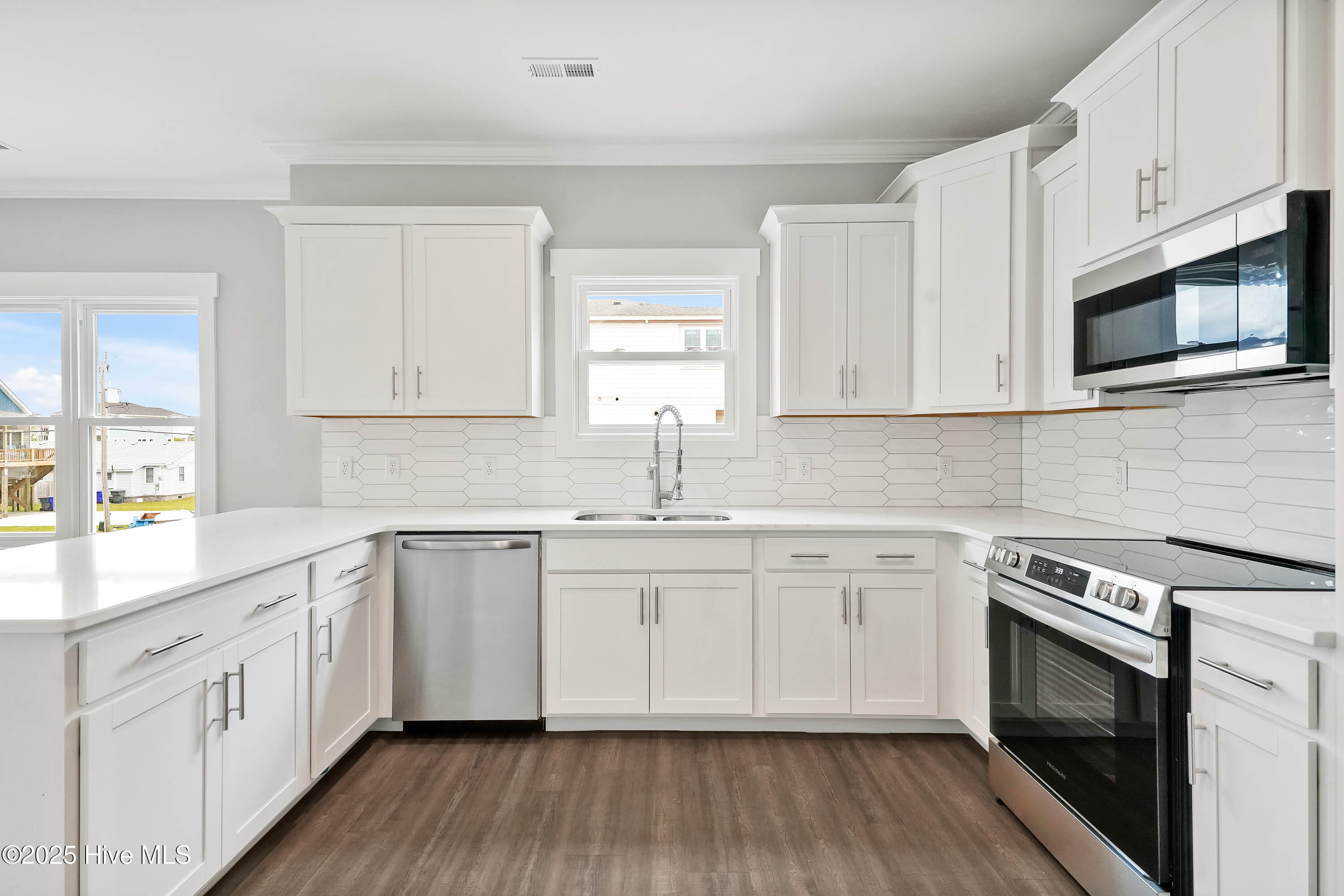 213 Spartanburg Avenue, 2