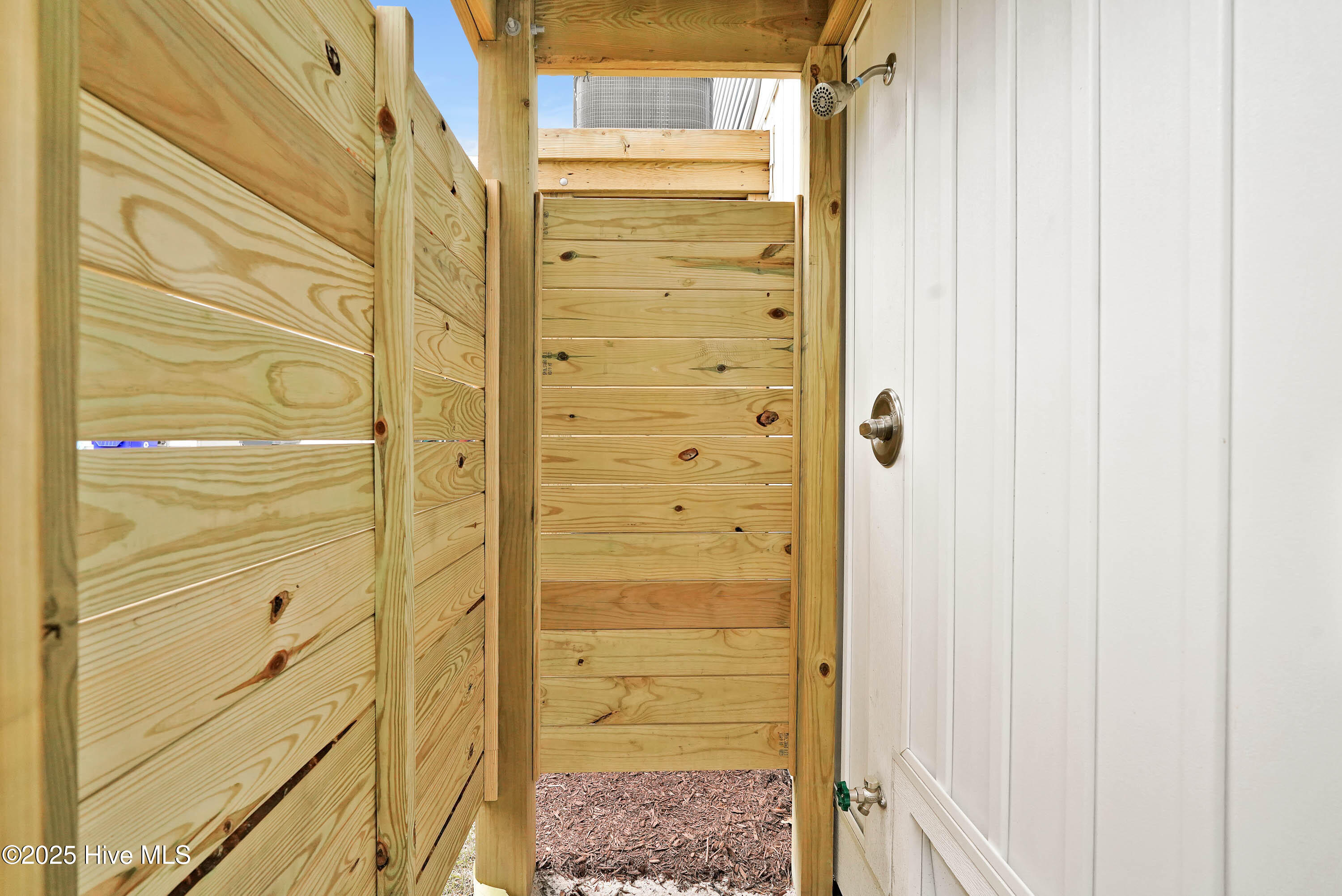 213 Spartanburg Avenue, 2