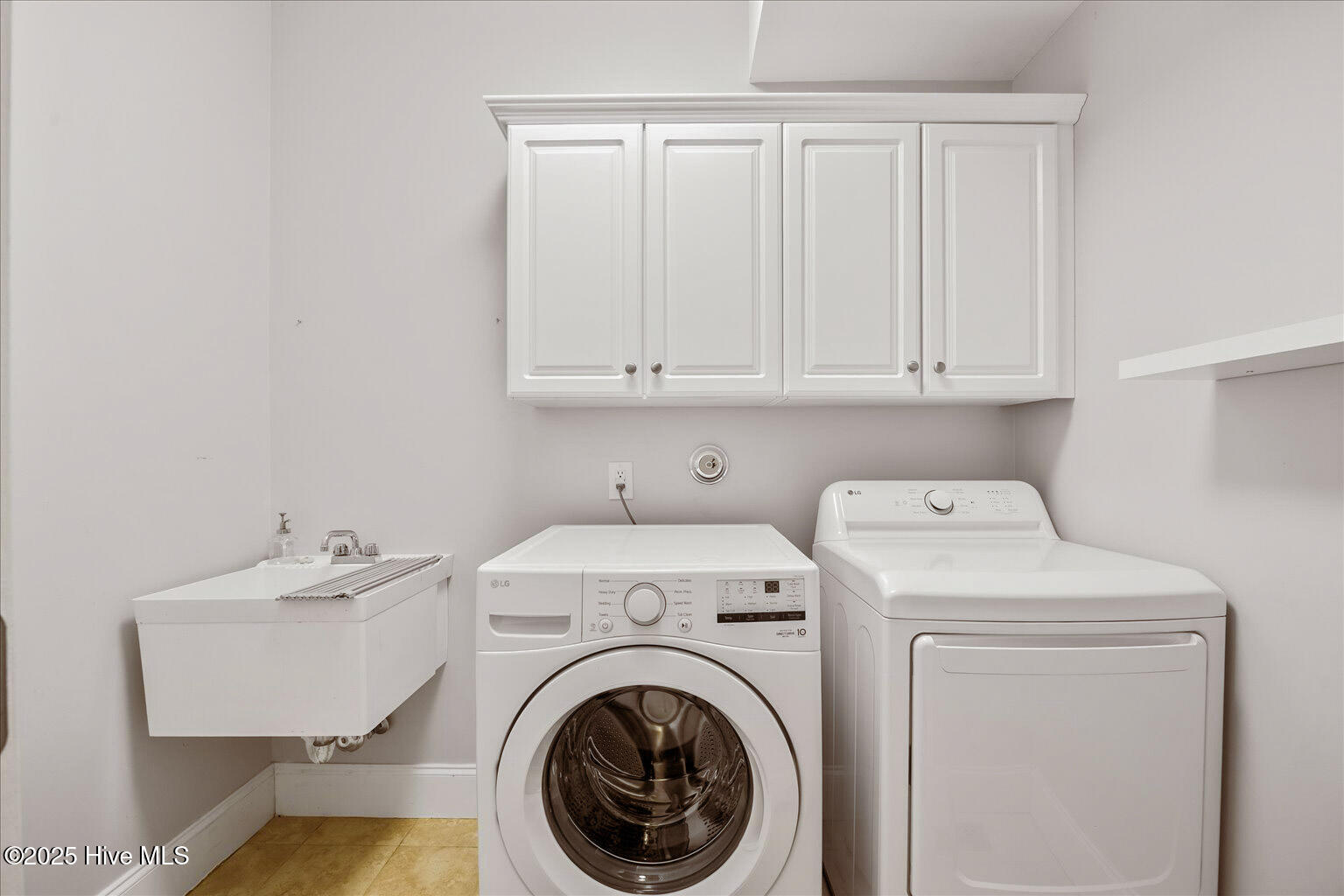 4910 Glennburn Court