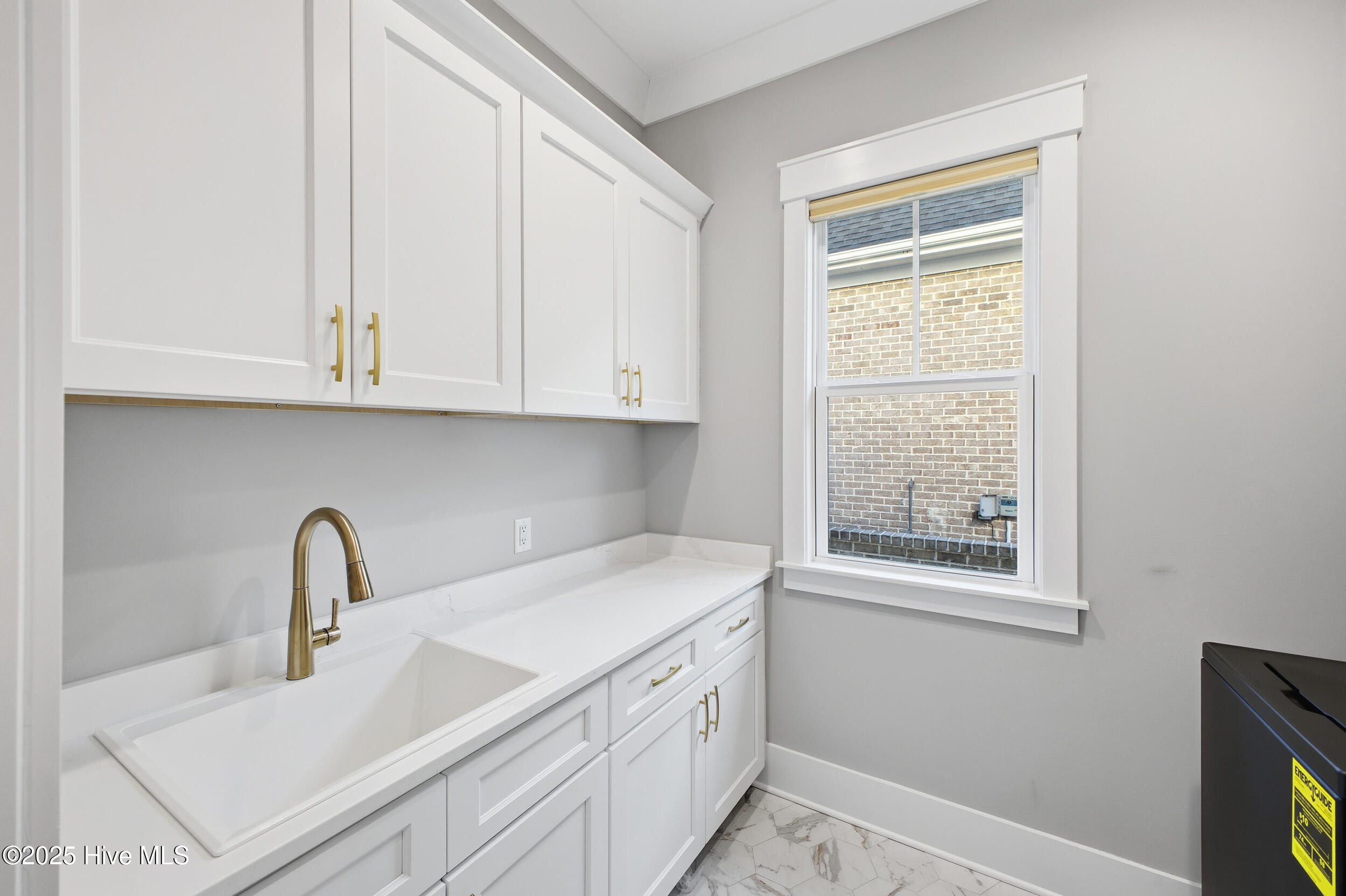 633 Bedminister Lane