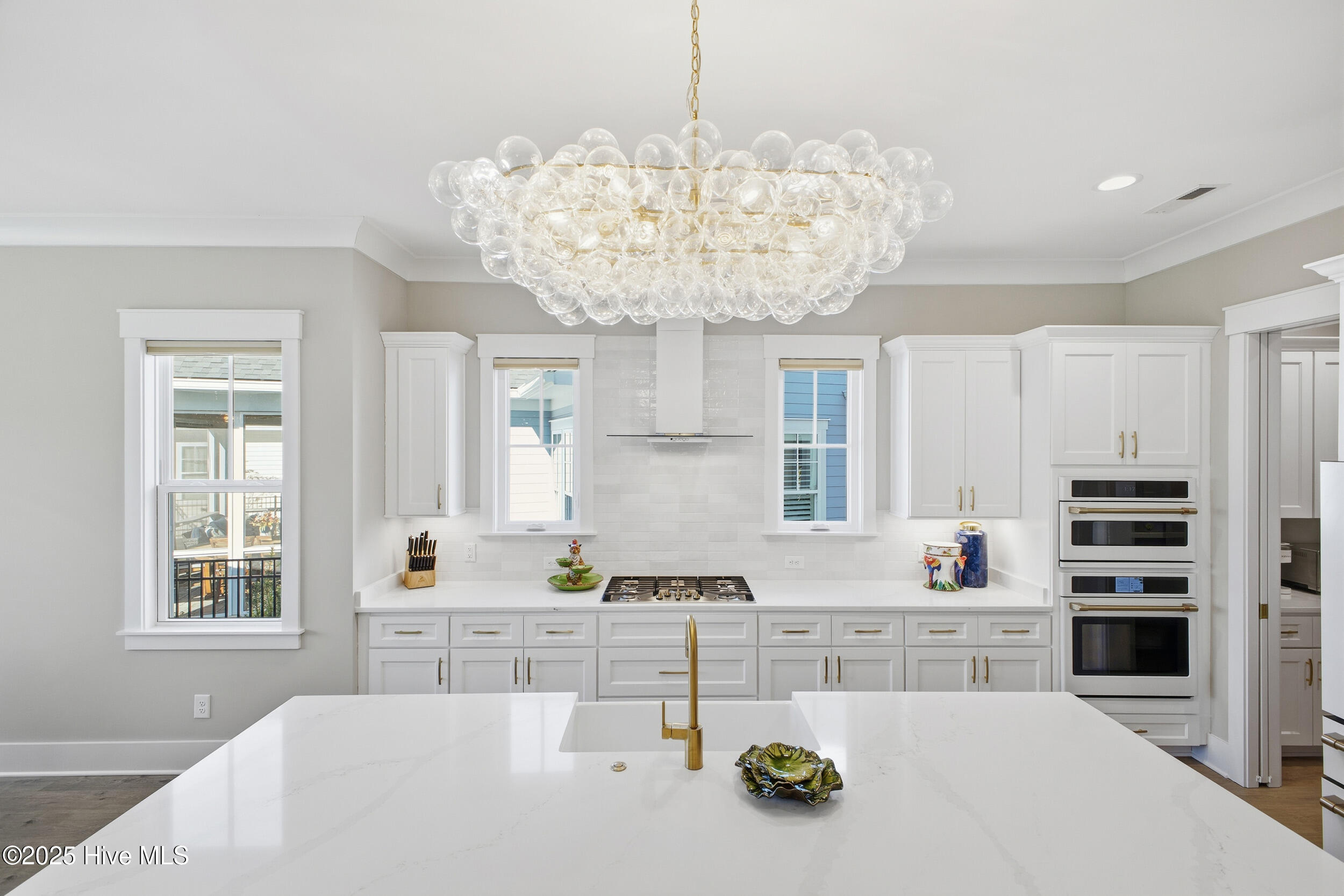 633 Bedminister Lane