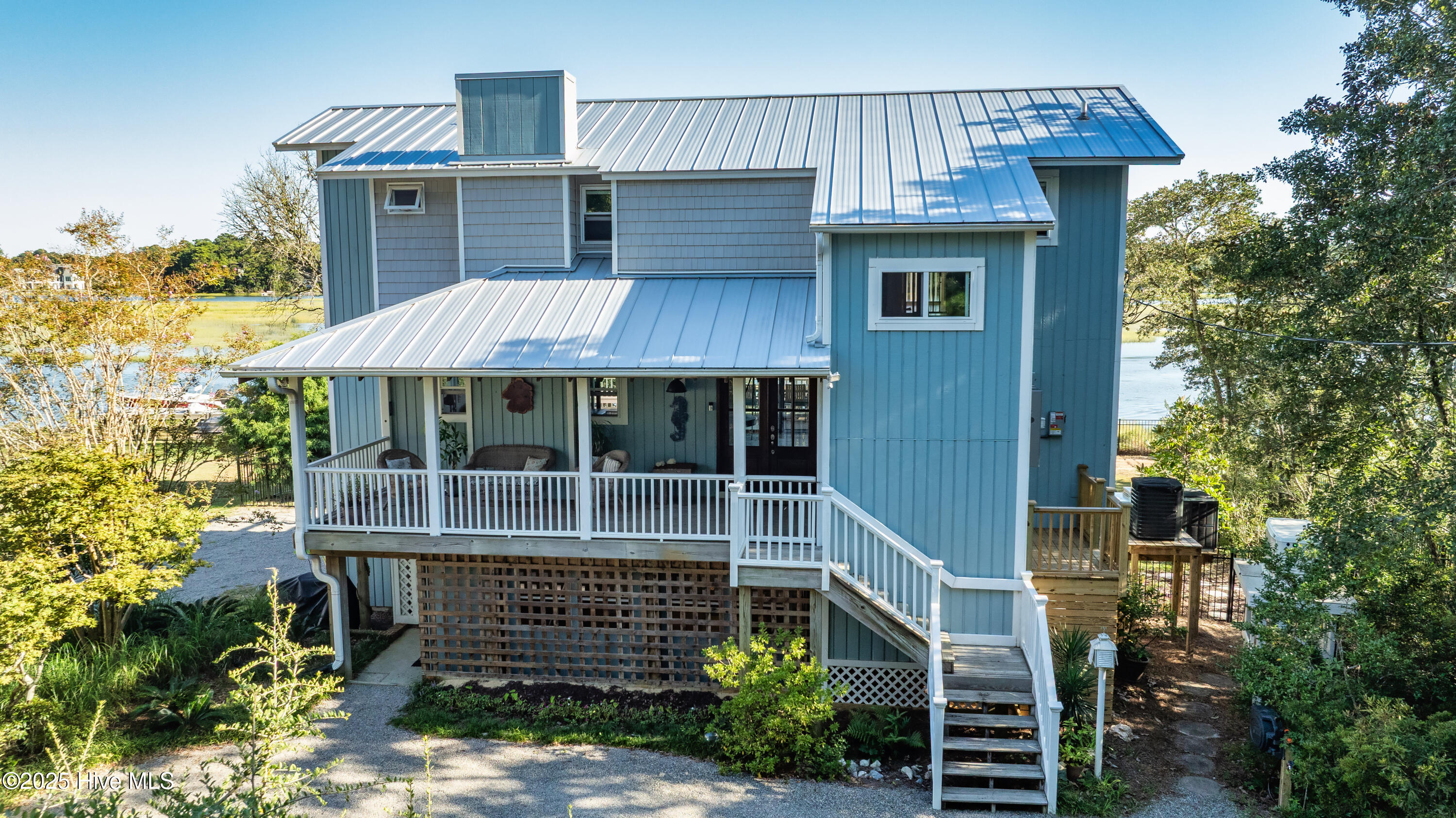 644 Bayshore Drive