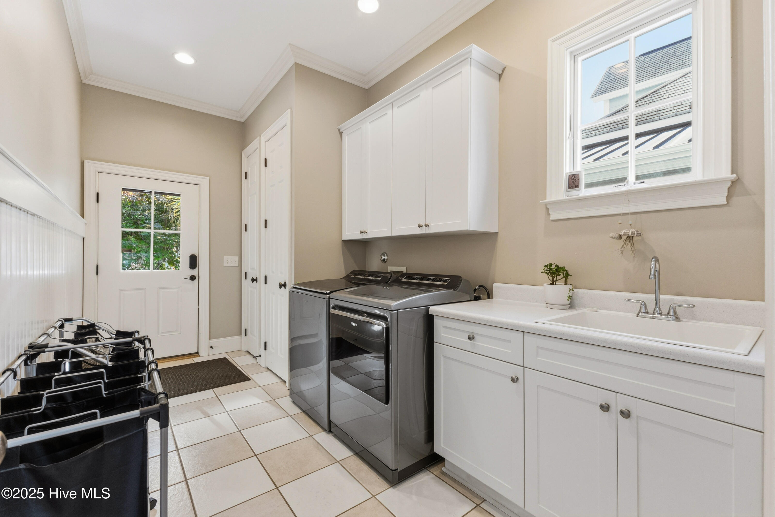 1205 Olmstead Lane
