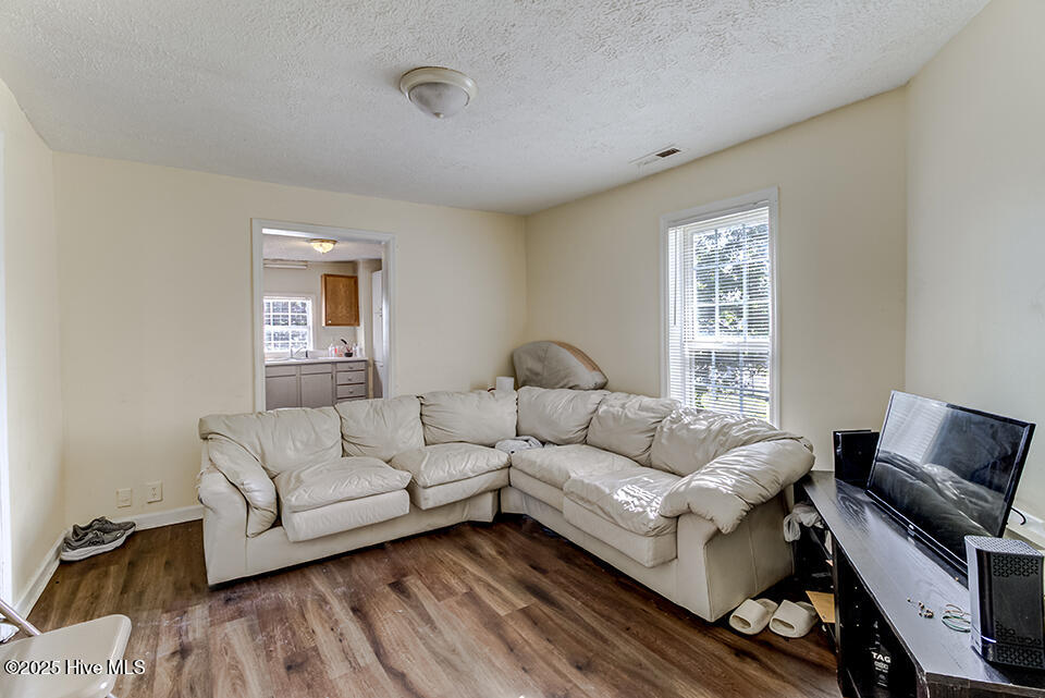 817 S 11th Street