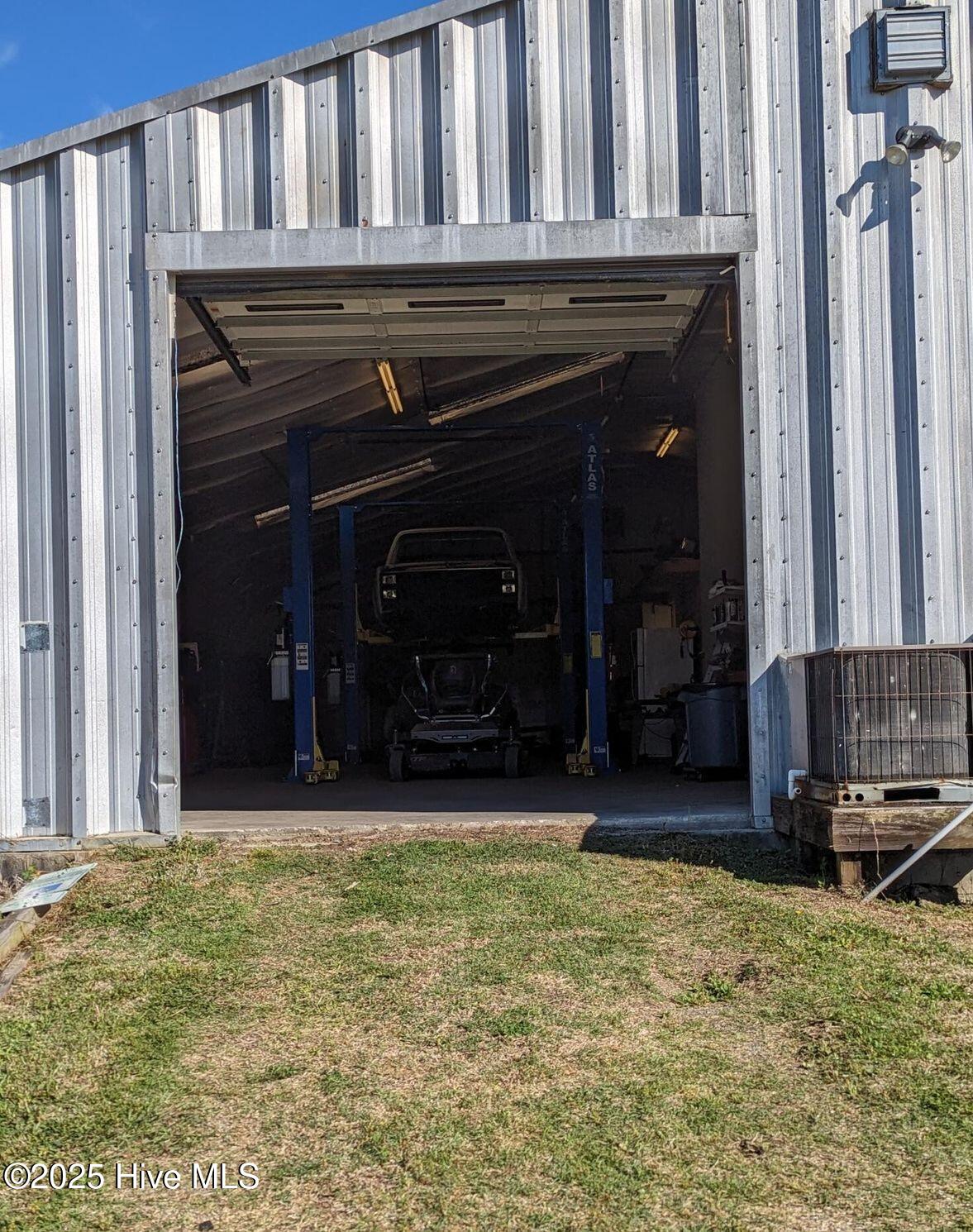 20531 Us Hwy 421