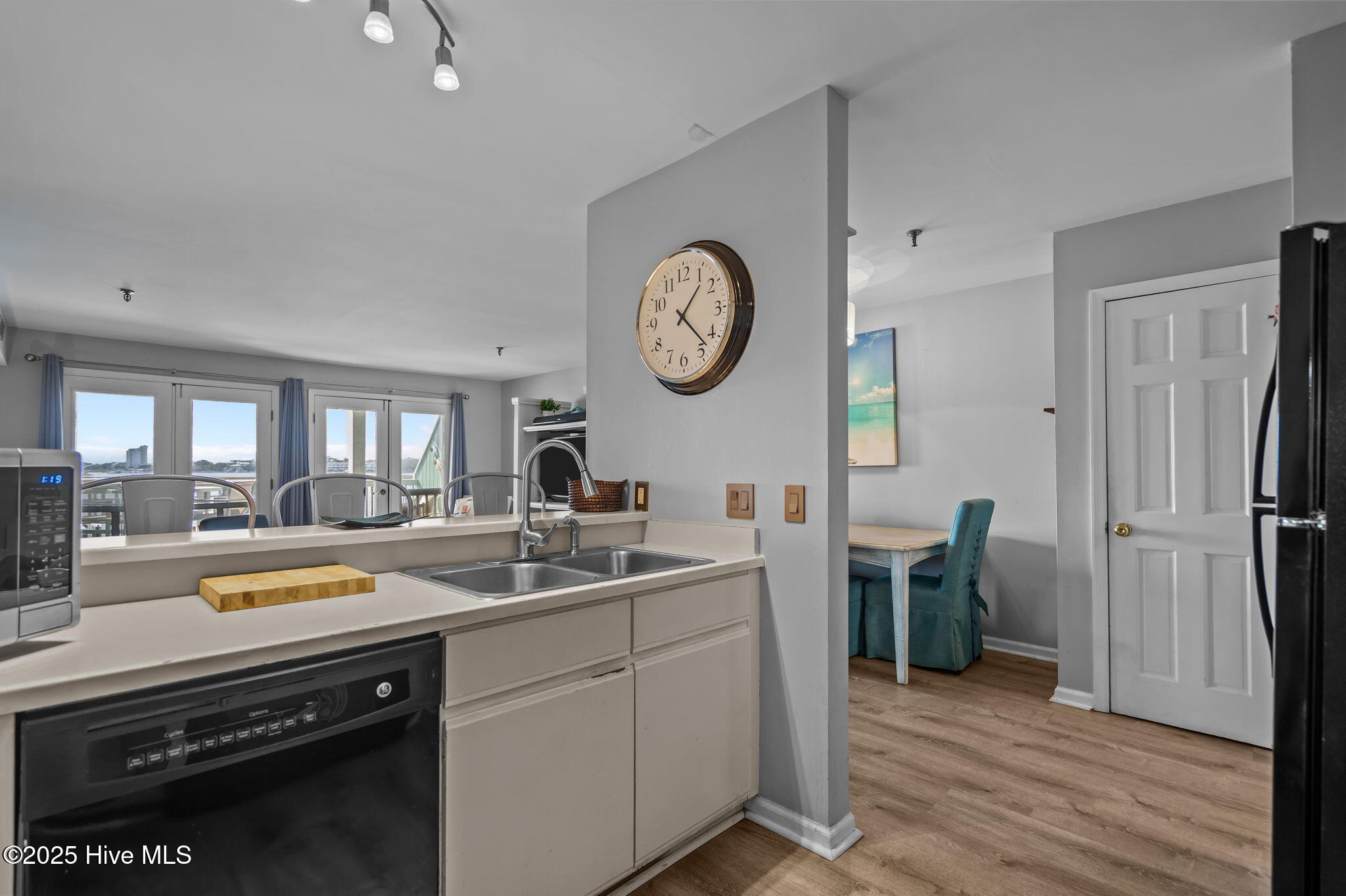 111 Florida Avenue Apt 3