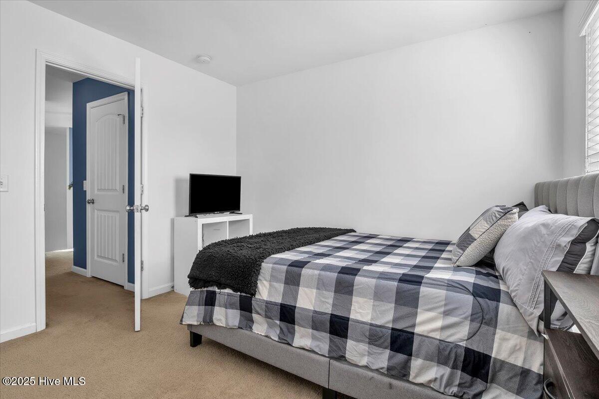 1301 Deer Hill Drive