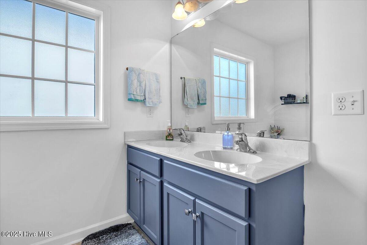 1301 Deer Hill Drive