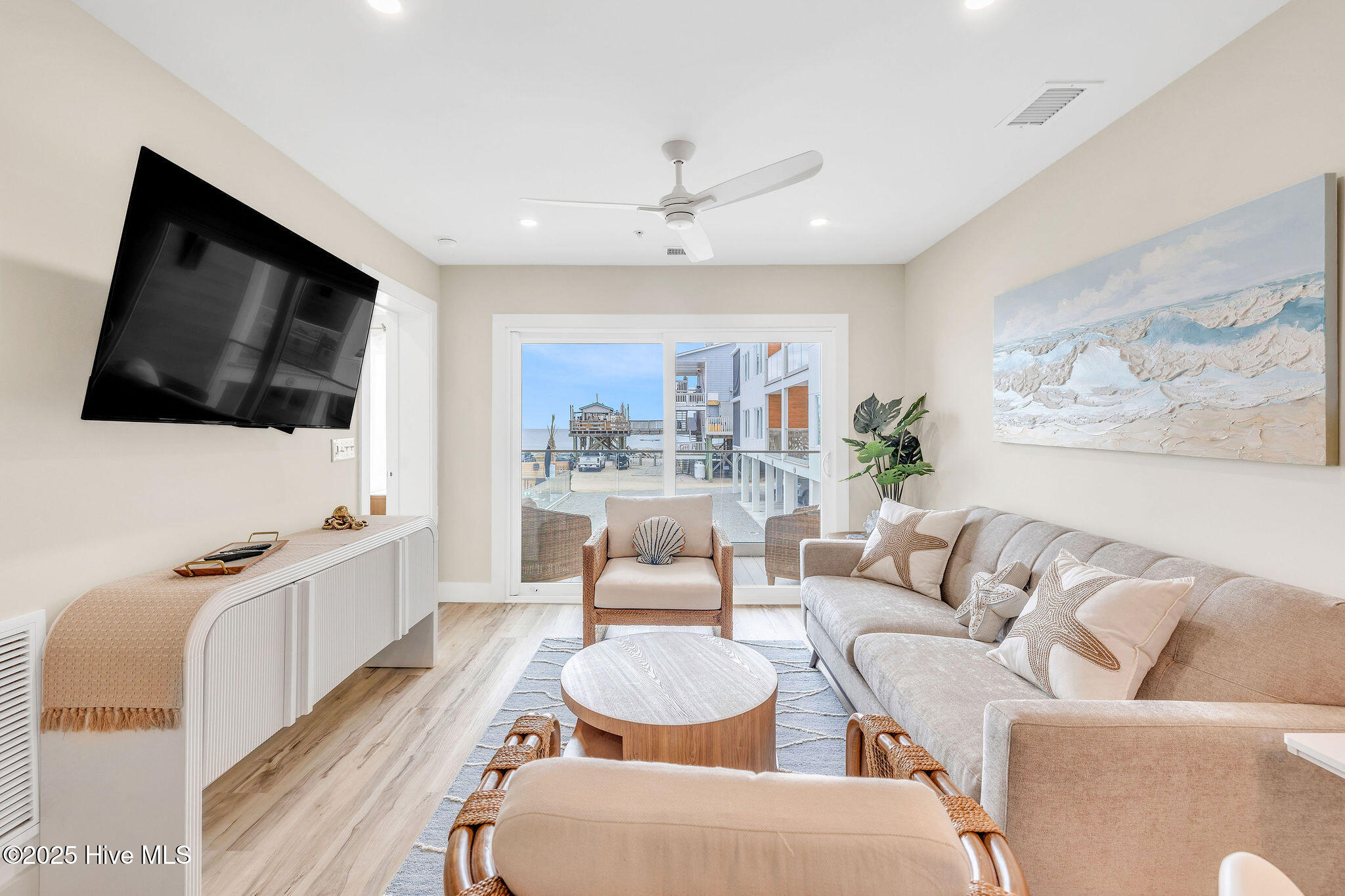 1800 Canal Drive 106