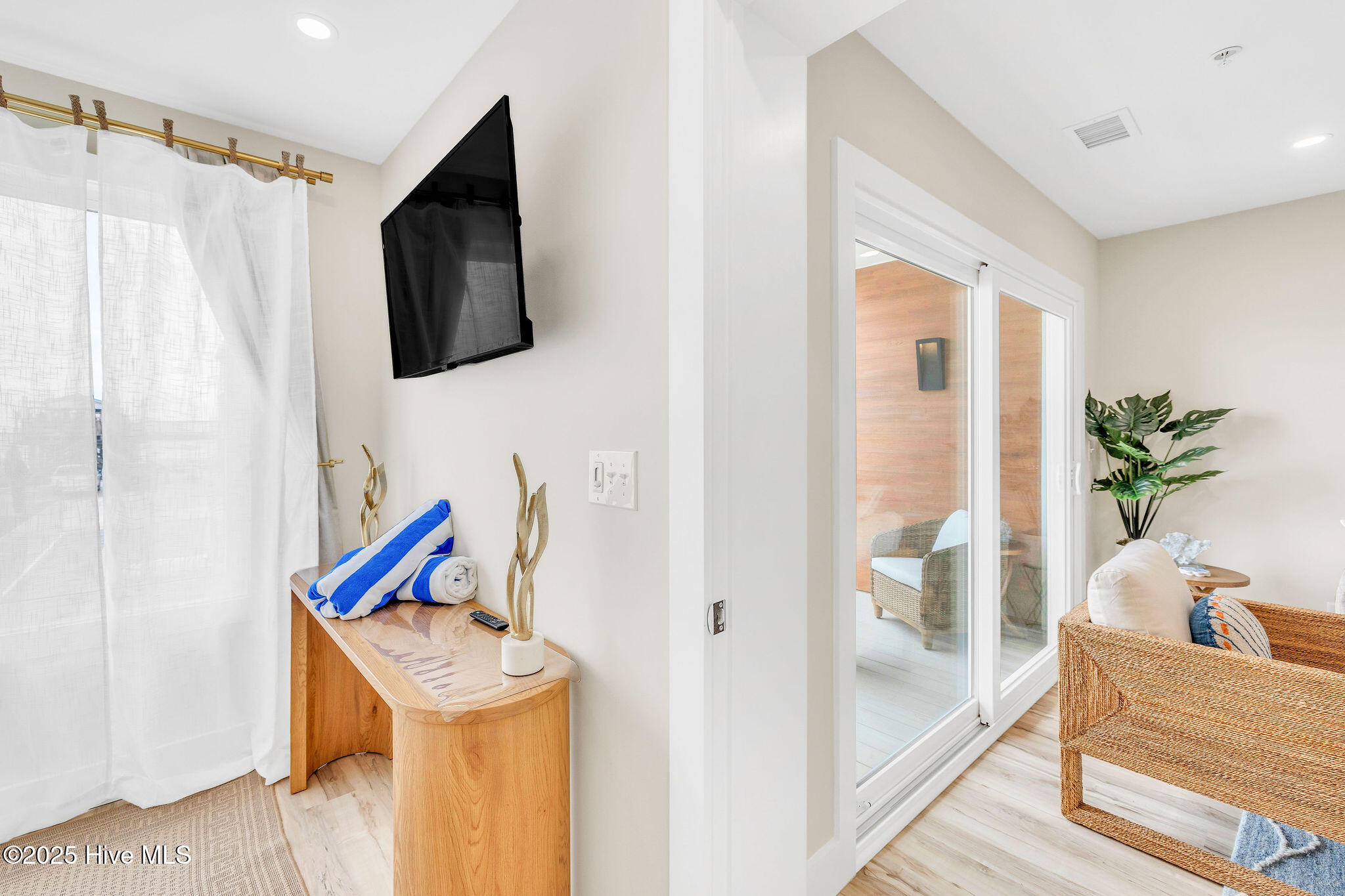 1800 Canal Drive 106