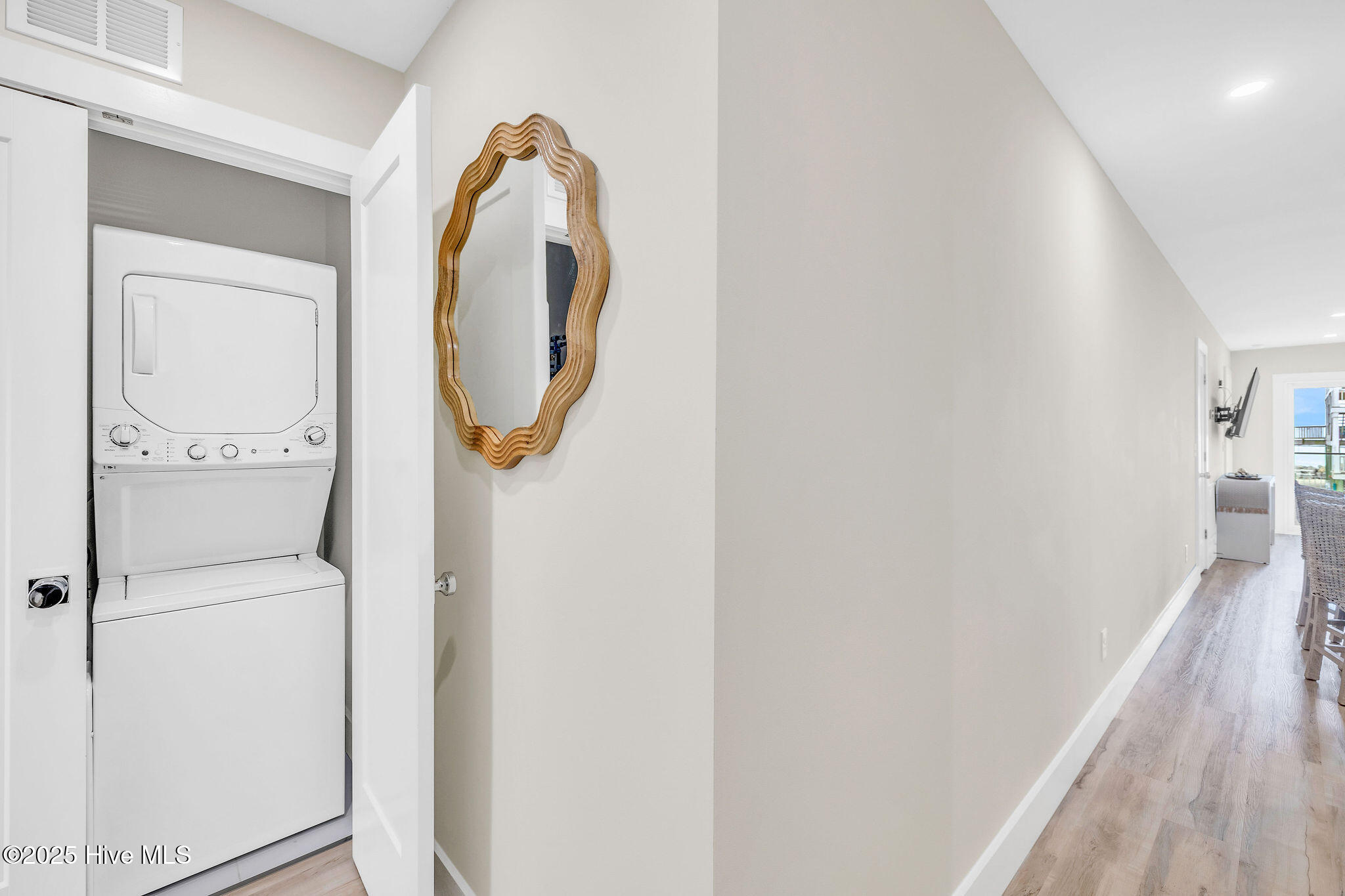 1800 Canal Drive 106