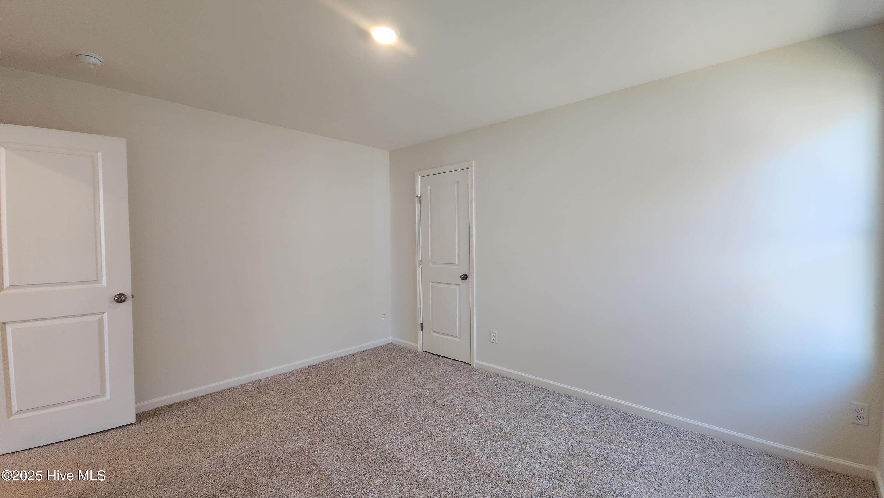 1213 Lulu Bay Drive NE