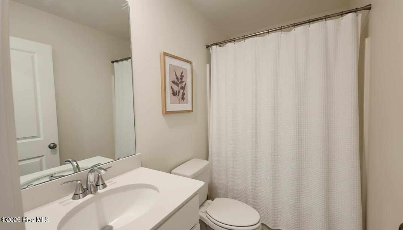 1213 Lulu Bay Drive NE