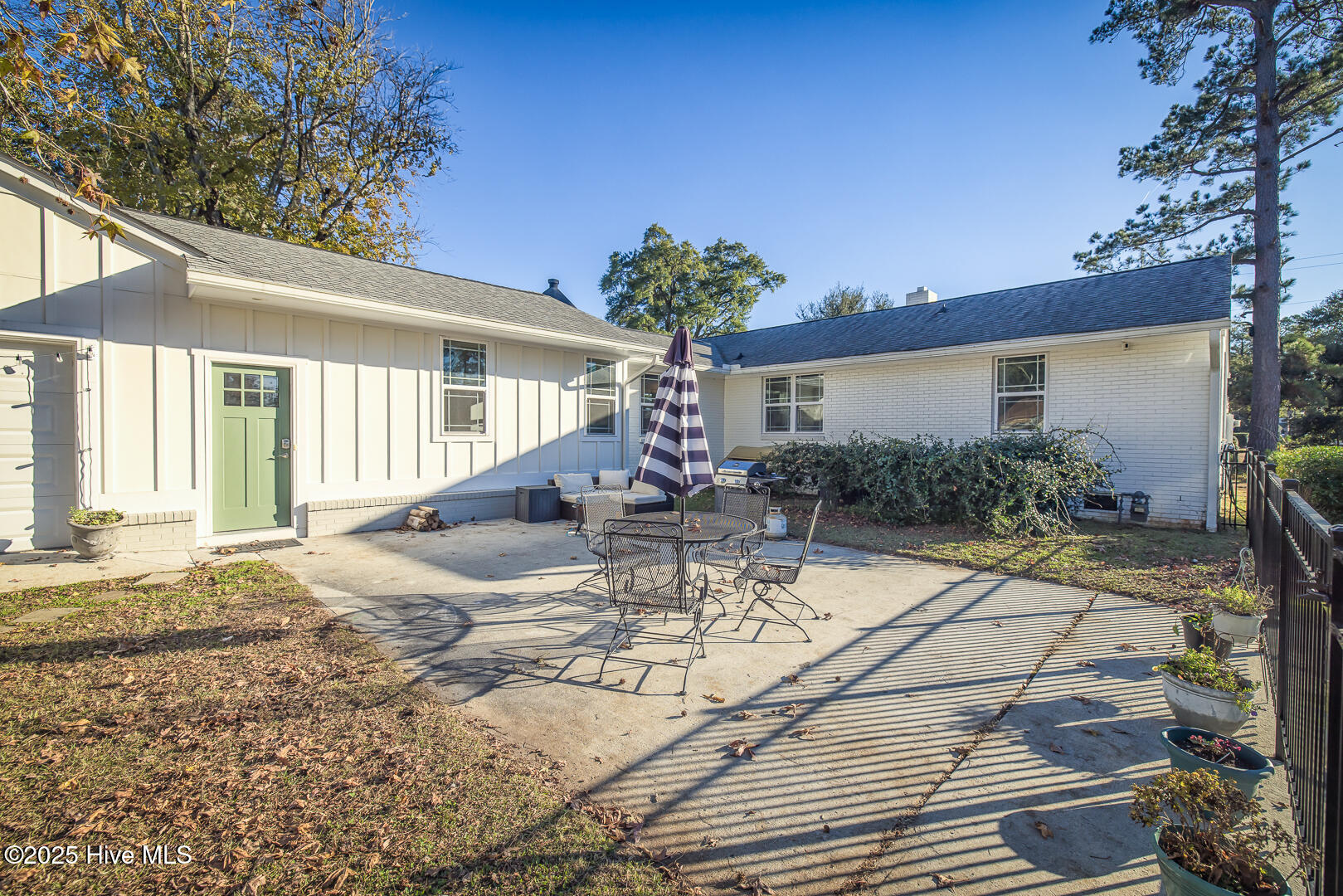 2401 Westminister Way