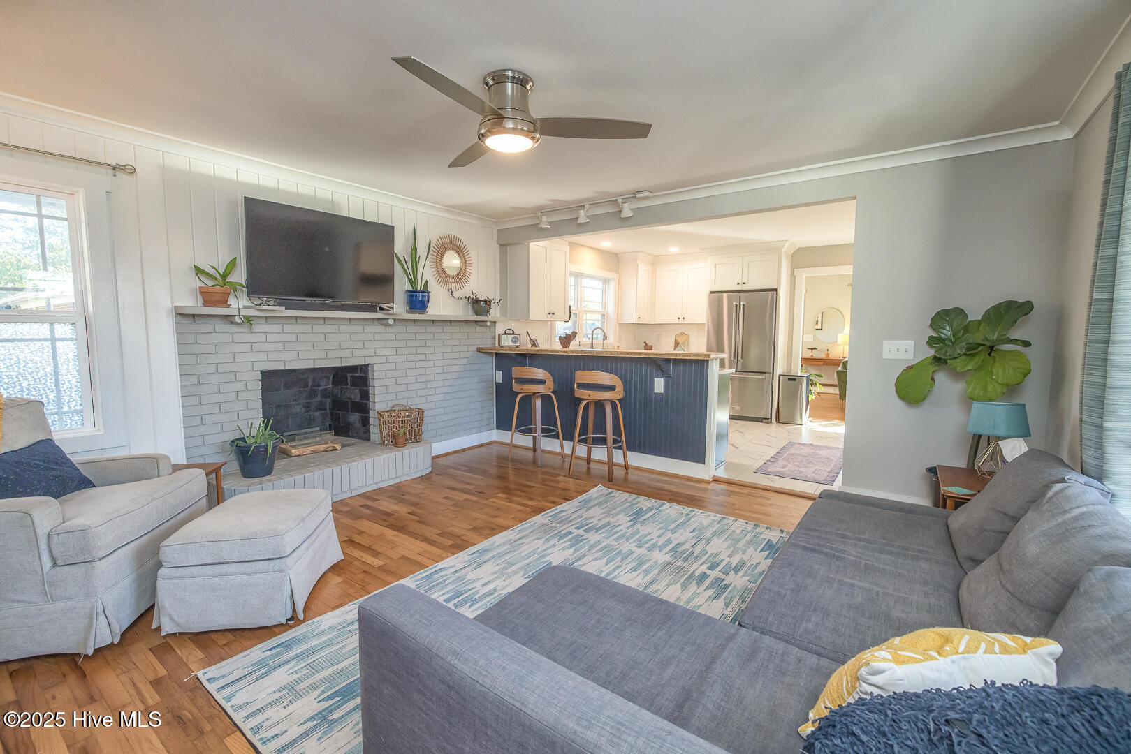 2401 Westminister Way