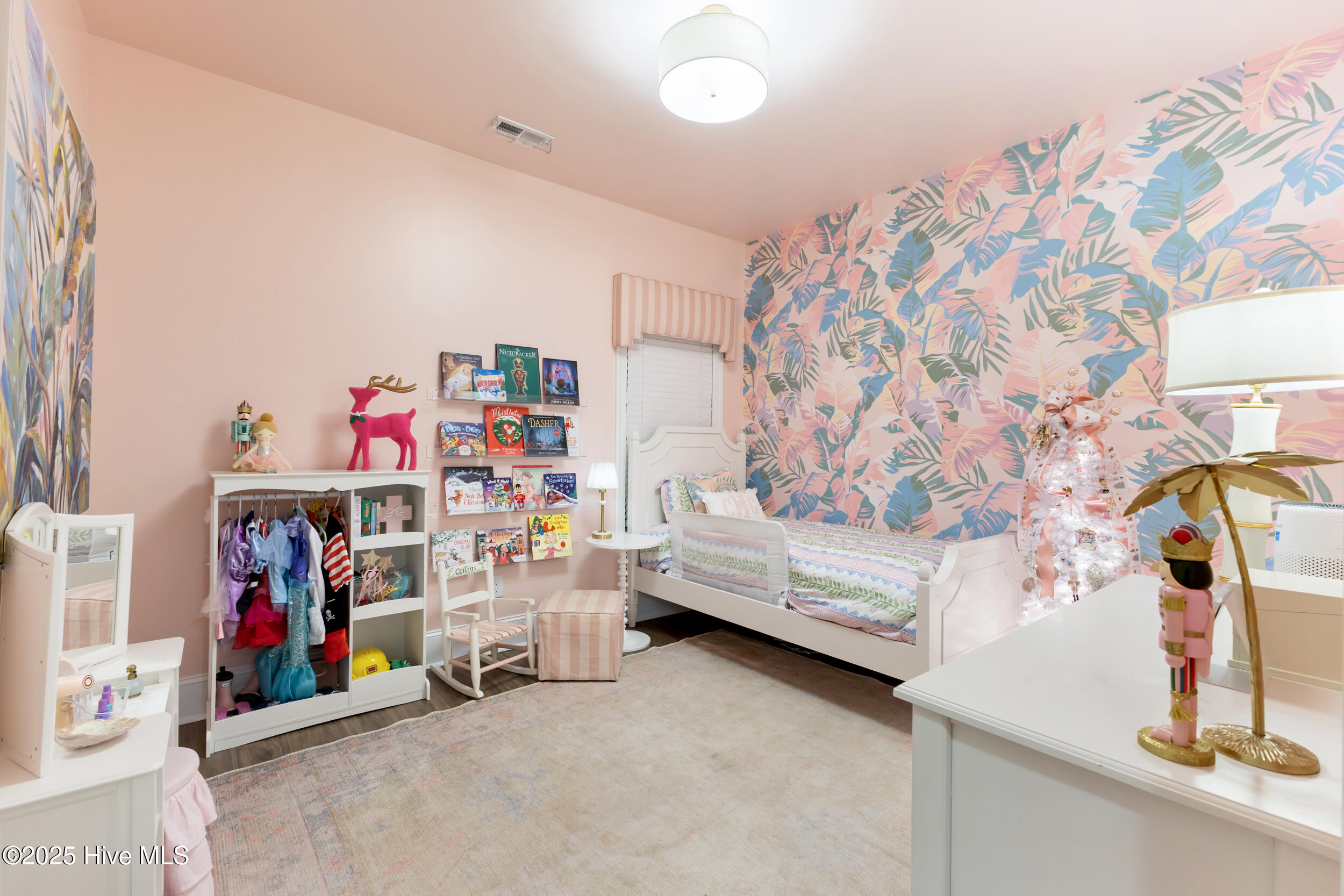 283 Hanover Lakes Drive