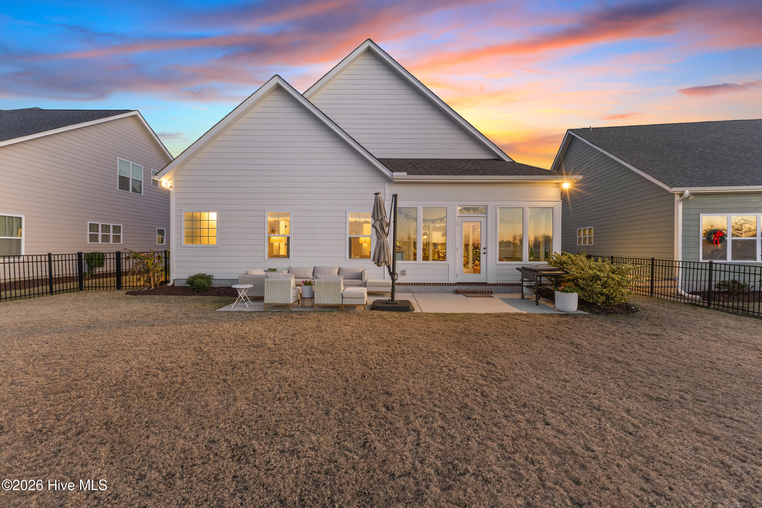 283 Hanover Lakes Drive