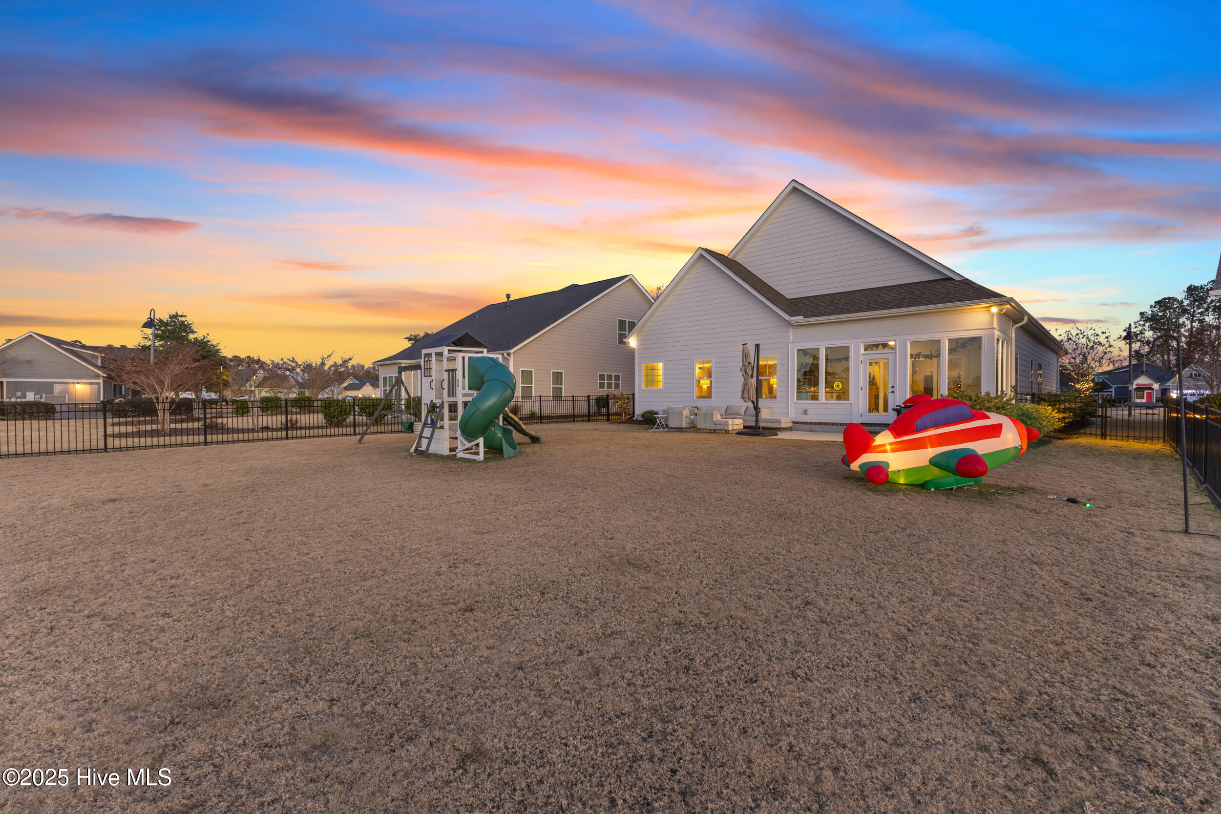 283 Hanover Lakes Drive